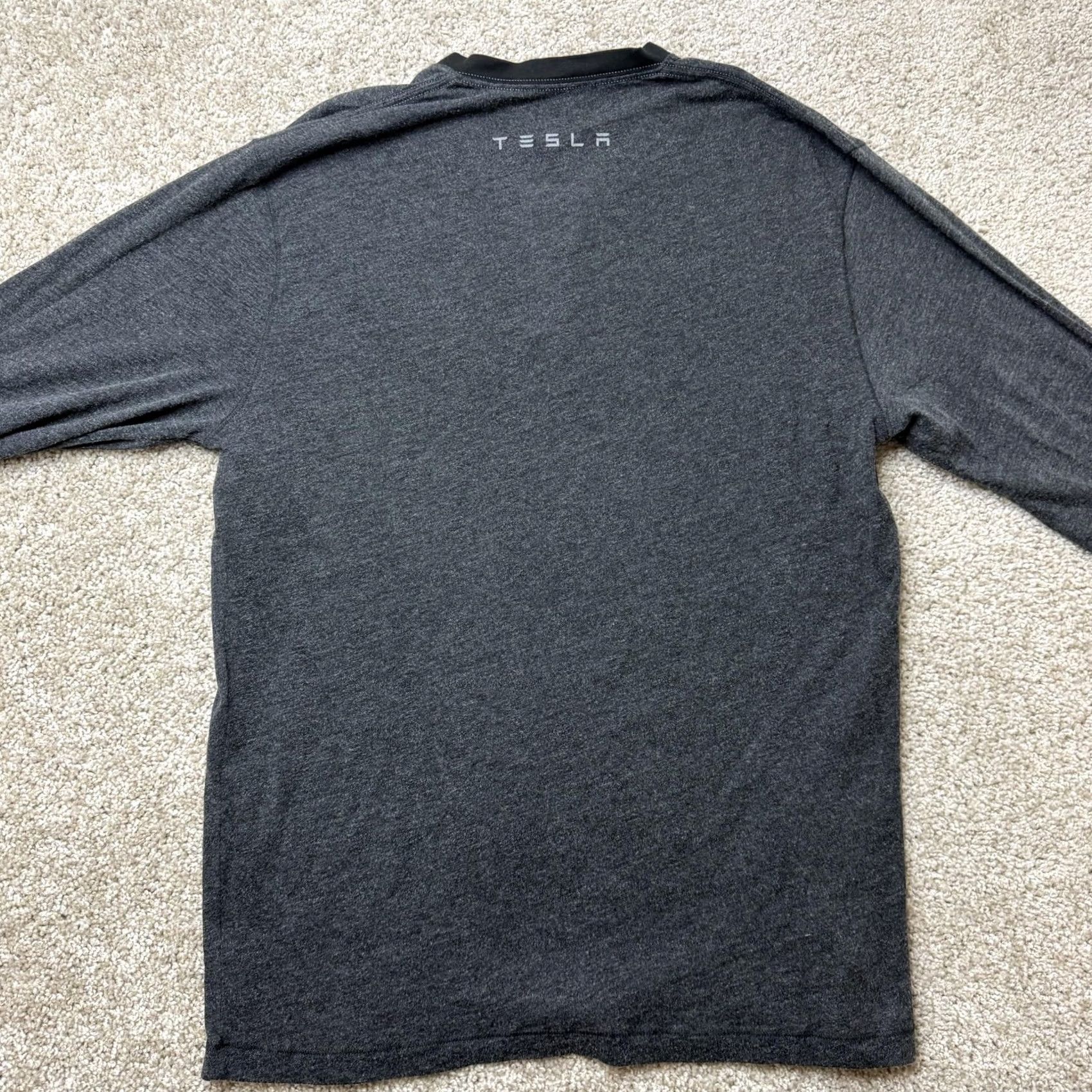 Vintage Tesla Shirt Mens Large Gray Logo Henley Long Sleeve Tee T-Shirt Cars Electric Size US L / EU 52-54 / 3 - 5 Thumbnail