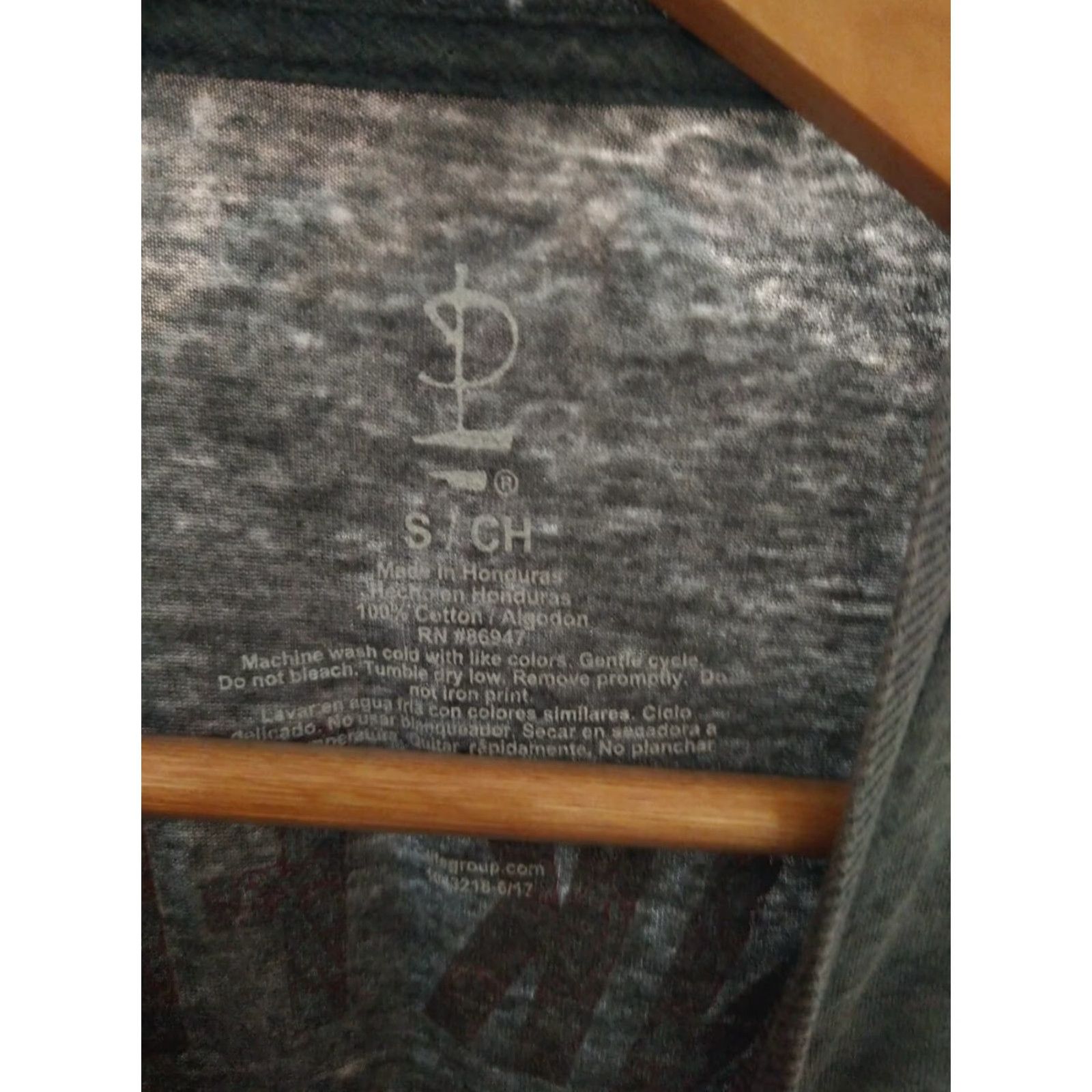 Vintage VINTAGE Pink Floyd T-Shirt Dark Side Of The Moon Ladies S Gray Shirt Womens Size S / US 4 / IT 40 - 2 Thumbnail
