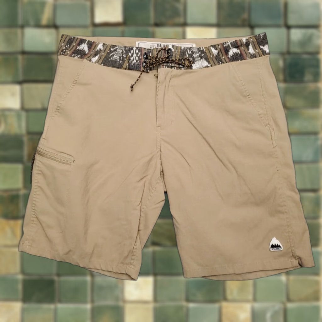 Burton Burton Shorts Mens 34 Tan MB Moxie Hybrid Drawstring Cargo Pocket Board Surf Bermuda Beige Quick Dry Zip Pocket Logo Men 34 Mens Size US 34 / EU 50 - 1 Thumbnail