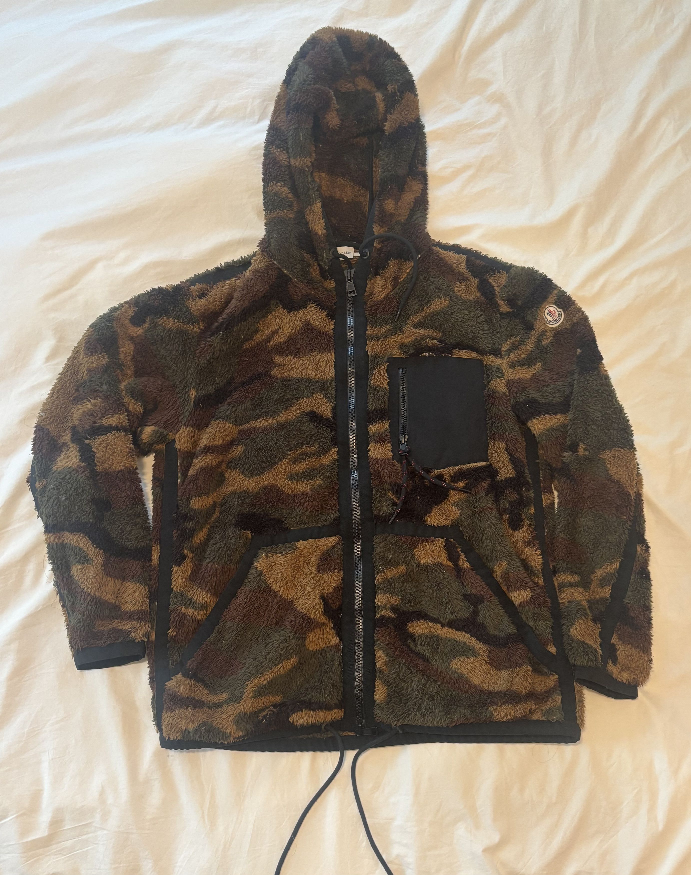 Moncler Men Jacket L Camouflage Fleece Hoodie