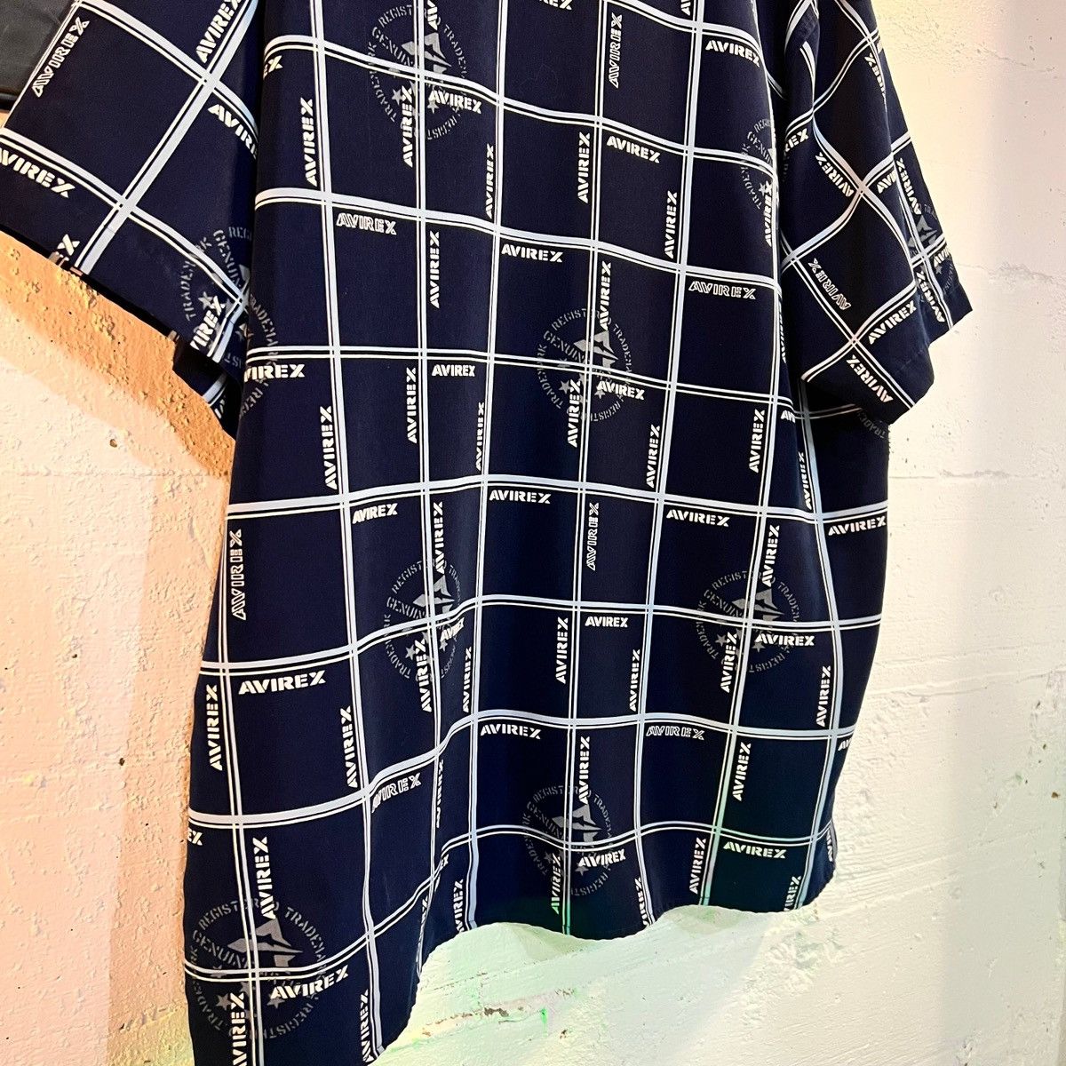 Avirex Vintage Avirex All Over Print Loop Collar Shirt - Size Large Size US L / EU 52-54 / 3 - 8 Thumbnail
