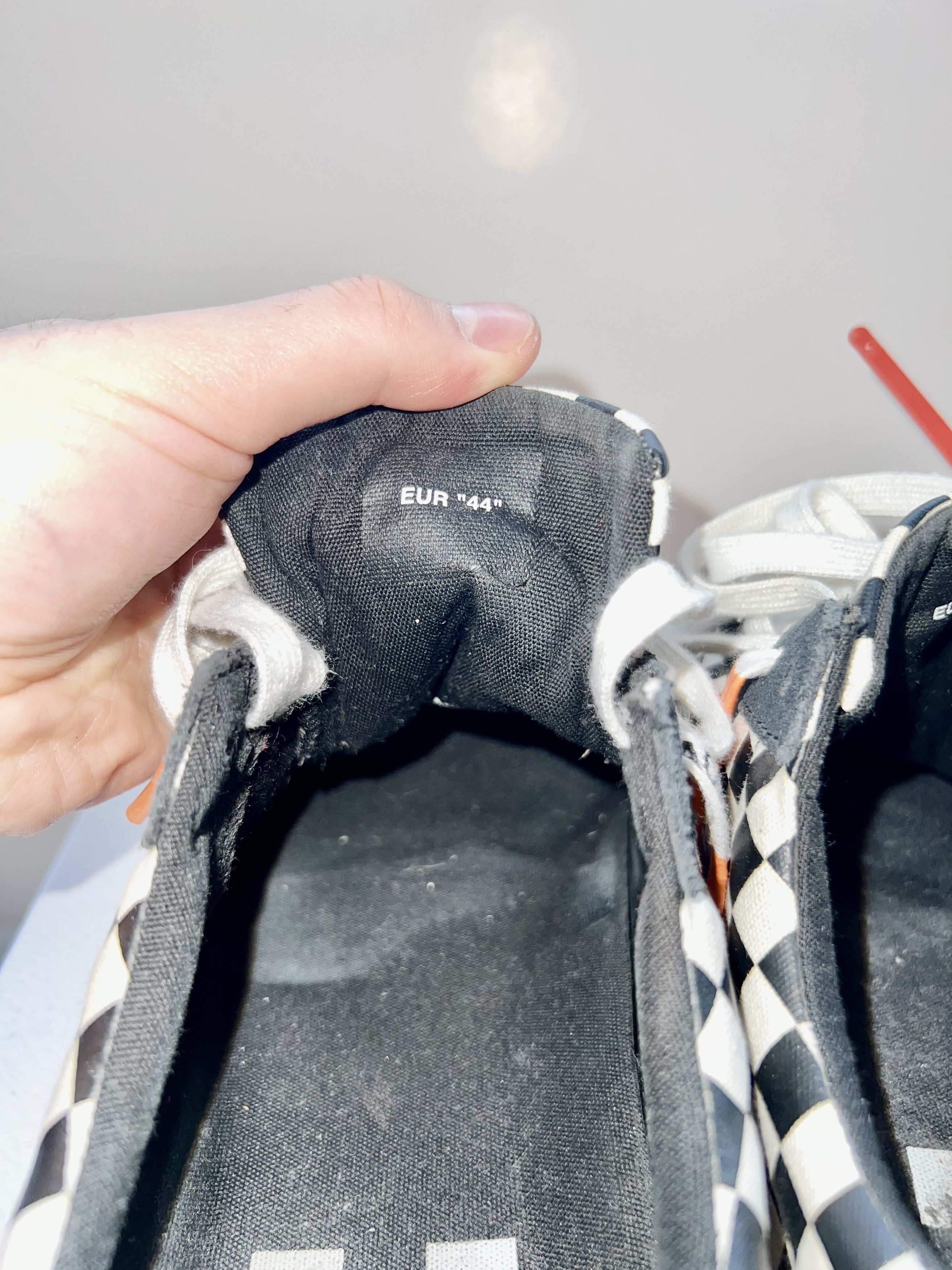 Off-White Off-White RARE Checkerboard Vulc Low Top Sneakers Size 44/11 Size US 11 / EU 44 - 10 Thumbnail