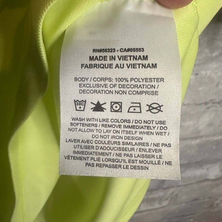 Nike Nike Women's Dri-Fit Victory Golf Polo NWT Size Small (Lemon Size S / US 4 / IT 40 - 12 Thumbnail
