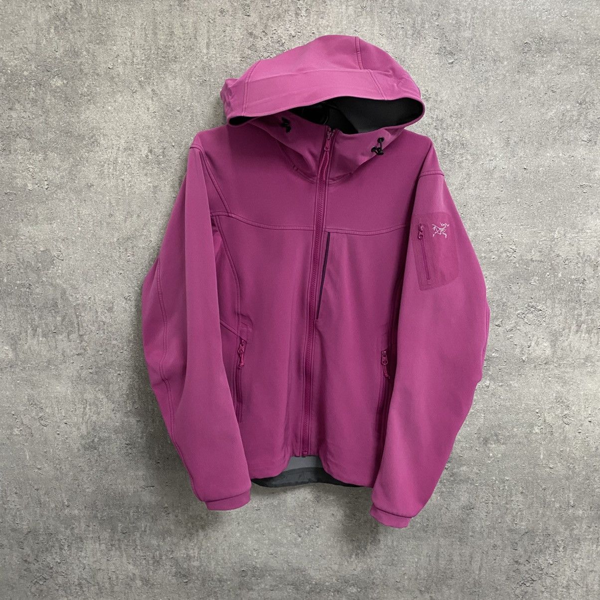 Arc'teryx Vintage Arc’teryx Pink Soft-Shell Outdoor Jacket Size US S / EU 44-46 / 1 - 1 Thumbnail