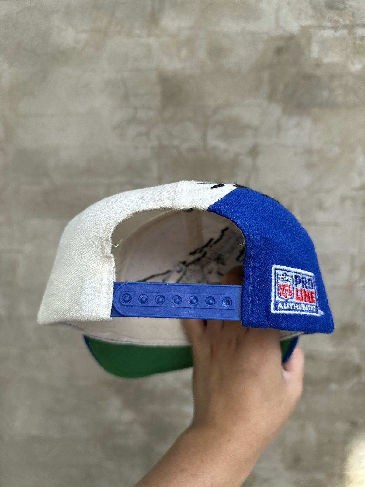 Logo Athletic × Sports Specialties × Vintage Indianapolis Colts Logo Athletic Splash Snapback Hat Size ONE SIZE - 5 Thumbnail