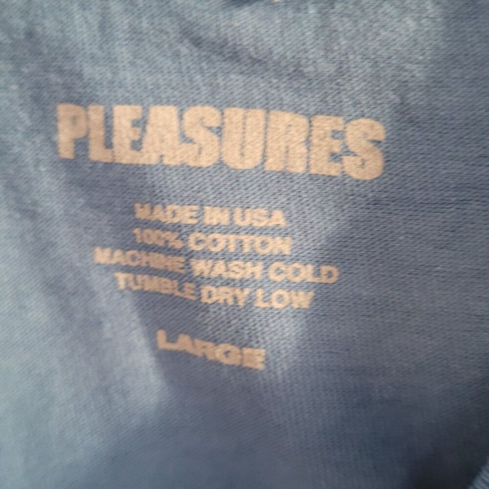 Pleasures PLEASURES x DOWNLOADS Camera T-Shirt Blue Moon Large Tee Size US L / EU 52-54 / 3 - 3 Thumbnail