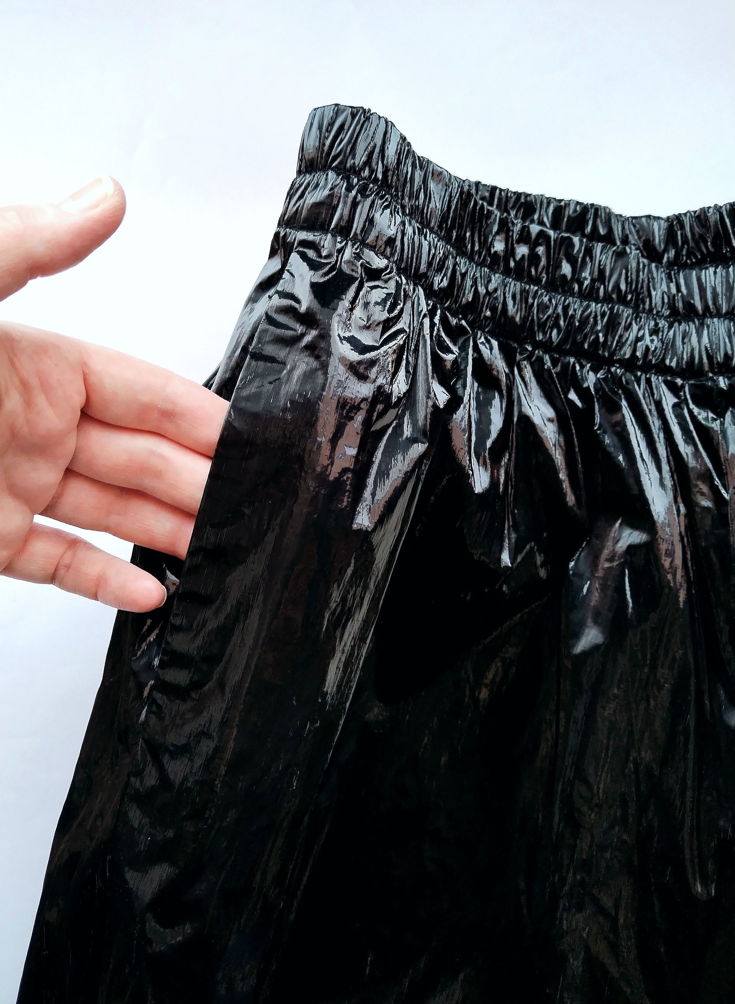 Dries Van Noten Tyvek® coated long shorts Size 25" / US 0 / IT 36 - 12 Thumbnail
