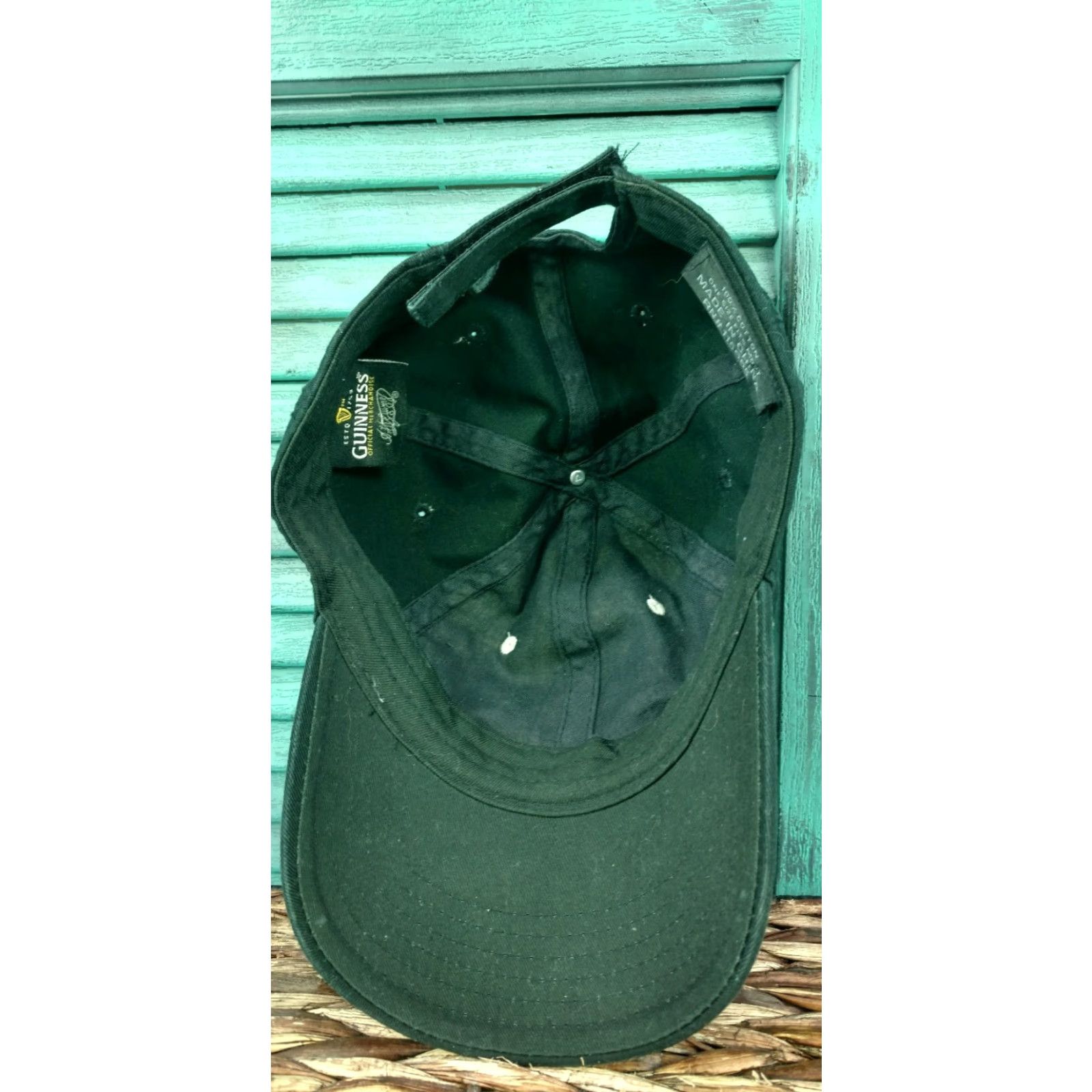 Vintage Guinness Draught Beers Adjustable Black Strapback Cap Hat Mens Baseball Cap Shirt/Hat Size ONE SIZE - 5 Thumbnail