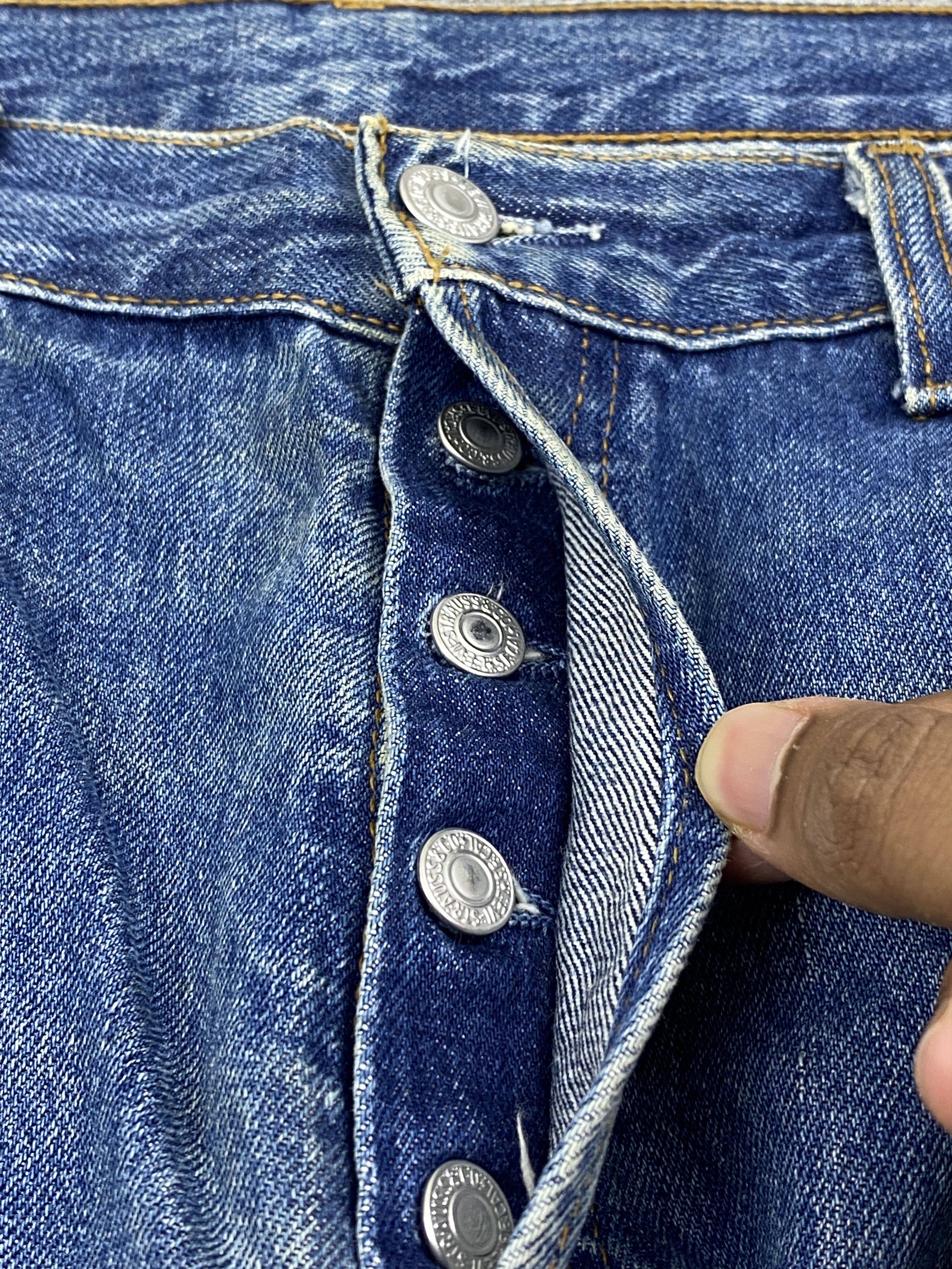 Levi's Distressed Blue Denim Vintage Levis 501 Jeans DP2804 Size US 38 / EU 54 - 13 Thumbnail