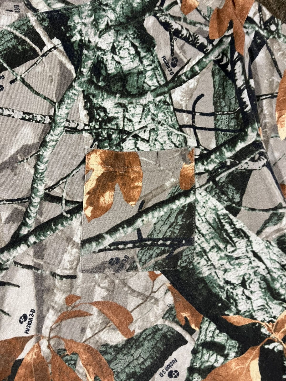 Carhartt × Vintage Crazy Y2K Camo Carhartt Style Realtree Essential Skater Tee Size US XL / EU 56 / 4 - 3 Thumbnail