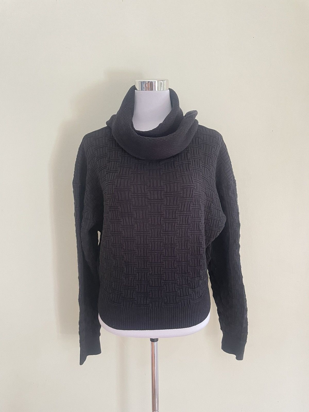 Carven Carven Sleeves Scarf Sweater Size M / US 6-8 / IT 42-44 - 1 Thumbnail