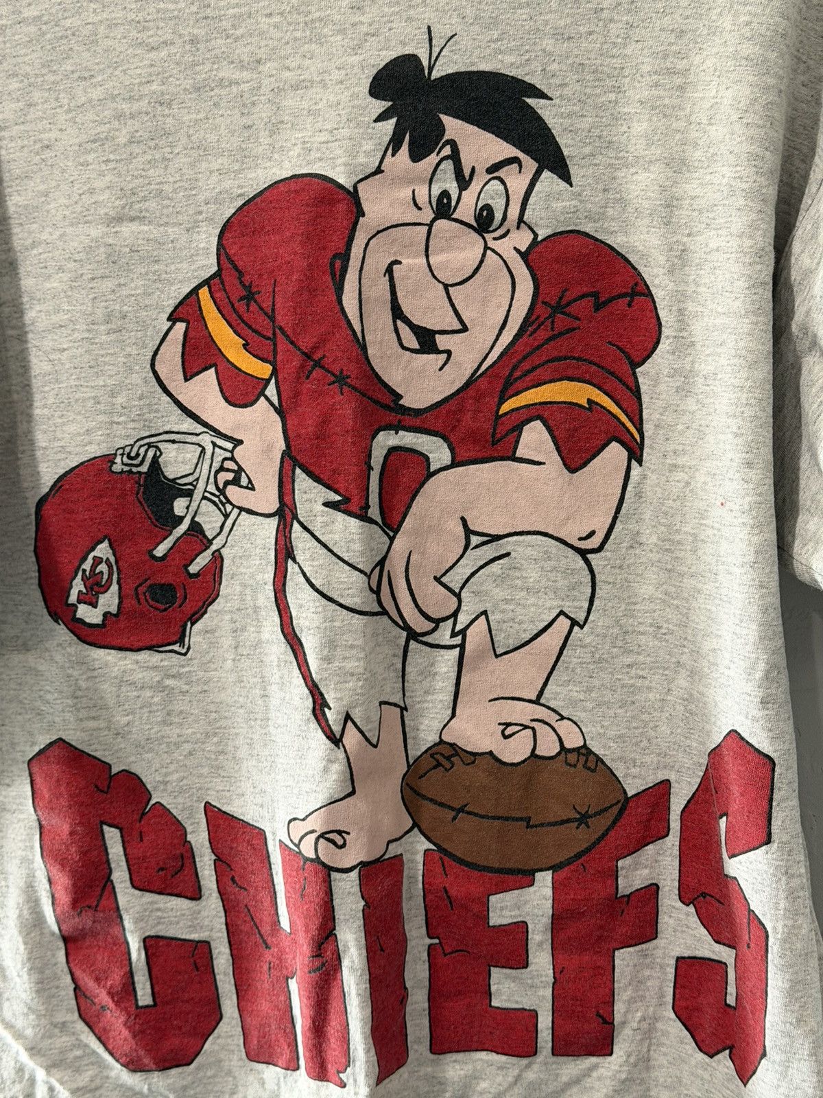 Other Vintage Kansas City Chiefs Fred Flintstone Football Shirt Size US L / EU 52-54 / 3 - 2 Thumbnail