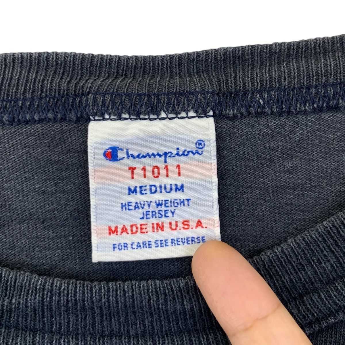 Champion Vintage CHAMPION HEAVY WEIGHT Natural Sun Faded Tee Shirt Size M / US 6-8 / IT 42-44 - 5 Thumbnail