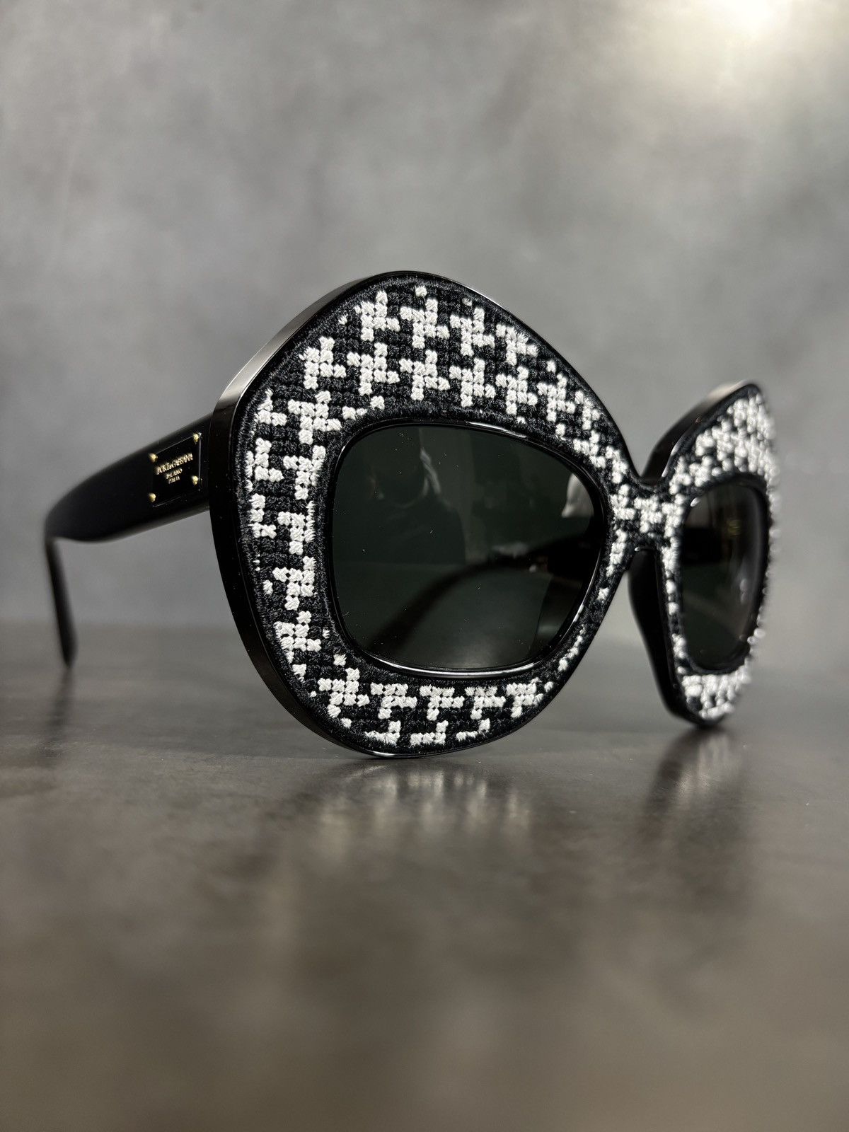 Dolce & Gabbana F/W 2016 Dolce & Gabbana Limited Sunglasses Houndstooth Pied Size ONE SIZE - 22 Thumbnail