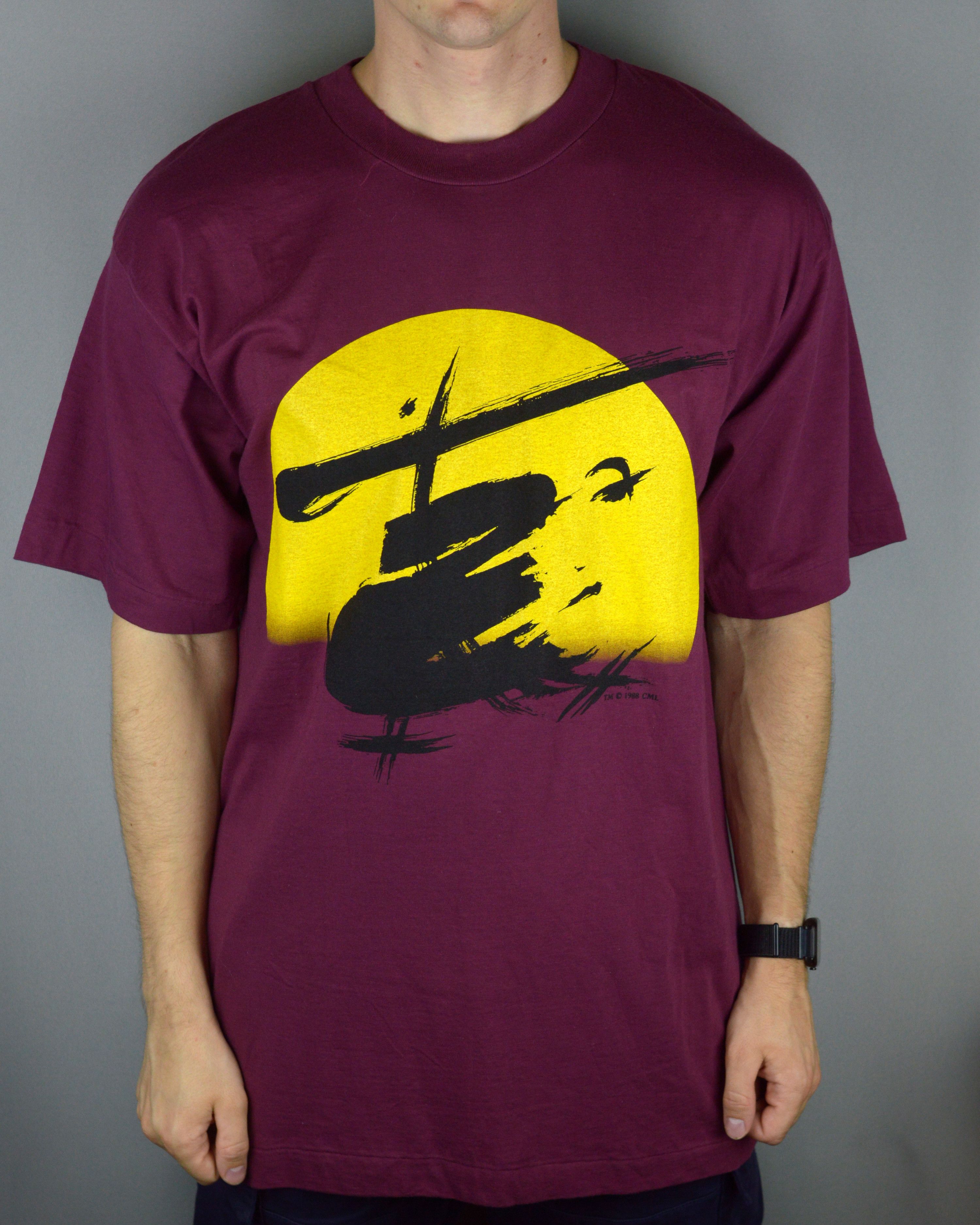 Vintage Vintage Miss Saigon 1988 t shirt Size US XL / EU 56 / 4 - 1 Thumbnail