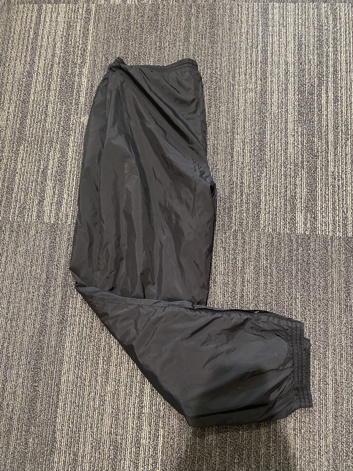 Nike × Vintage Nike Vintage Track Pants Nylon Y2K Drill Streetwear Swoosh Size US 36 / EU 52 - 5 Thumbnail