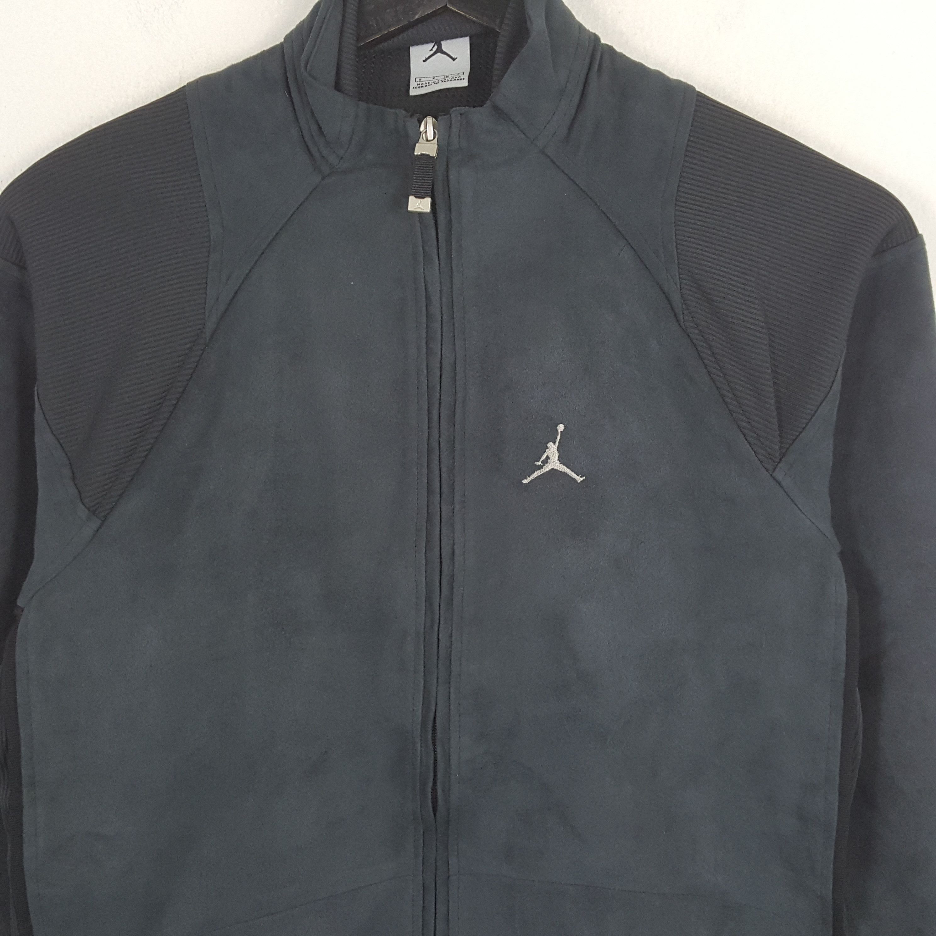 Vintage AIR JORDAN Small Logo Design Sweater Jacket Size US S / EU 44-46 / 1 - 2 Thumbnail