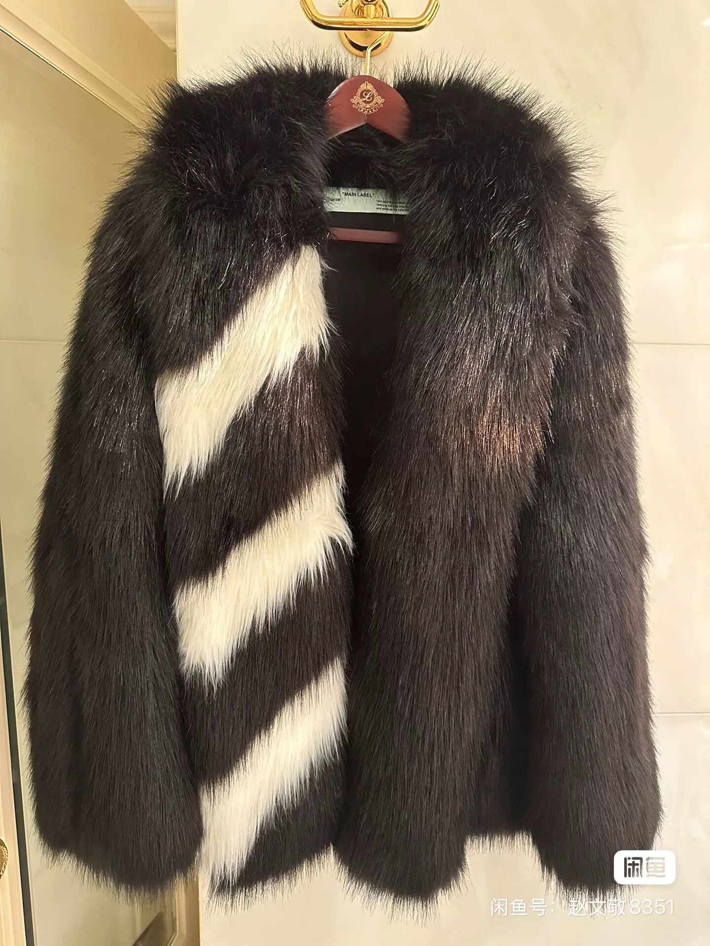 Off-White OFF WHITE Runway Faux Fur Coat Size S / US 4 / IT 40 - 1 Thumbnail