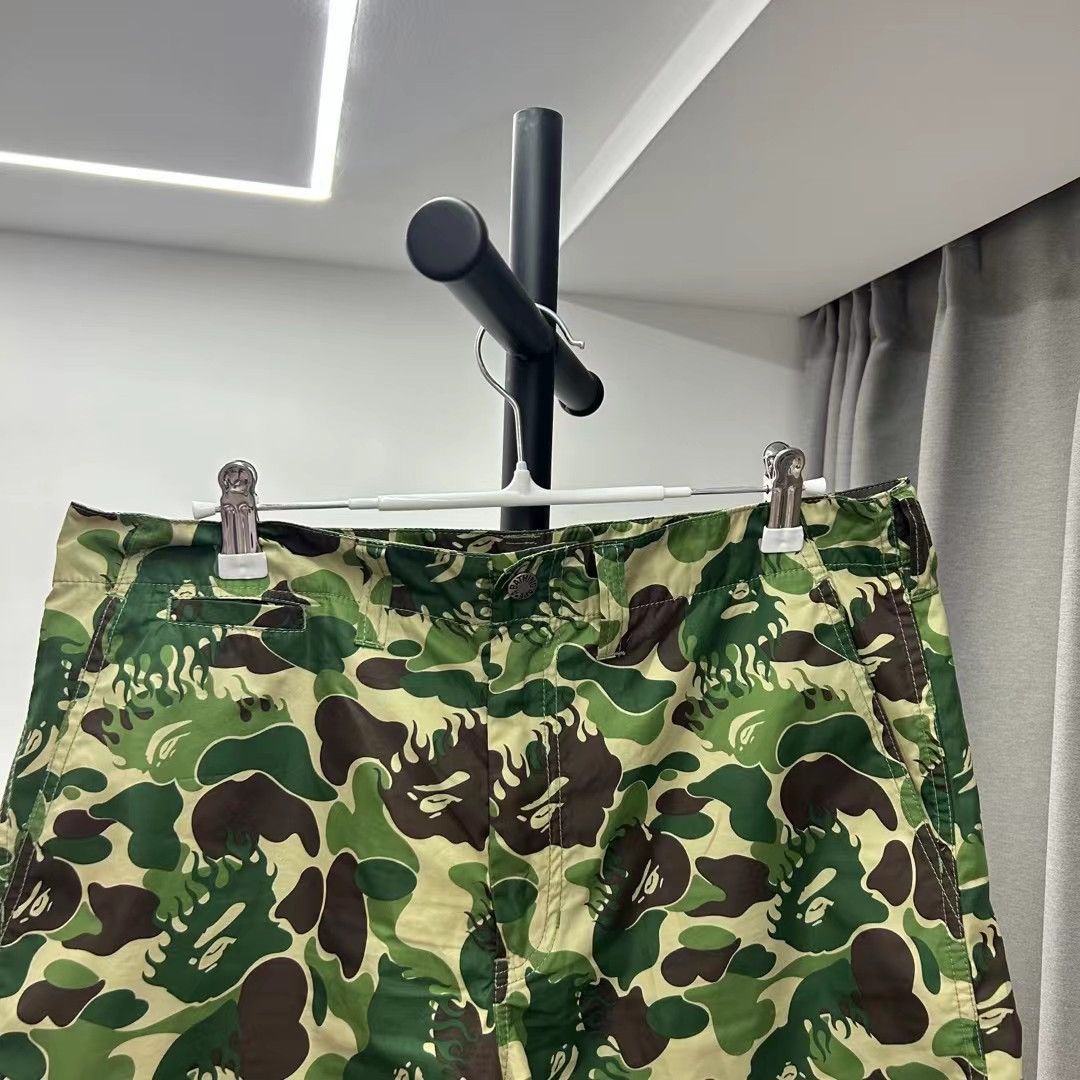 Bape FIRE CAMO SHORTS Size US 31 - 5 Thumbnail