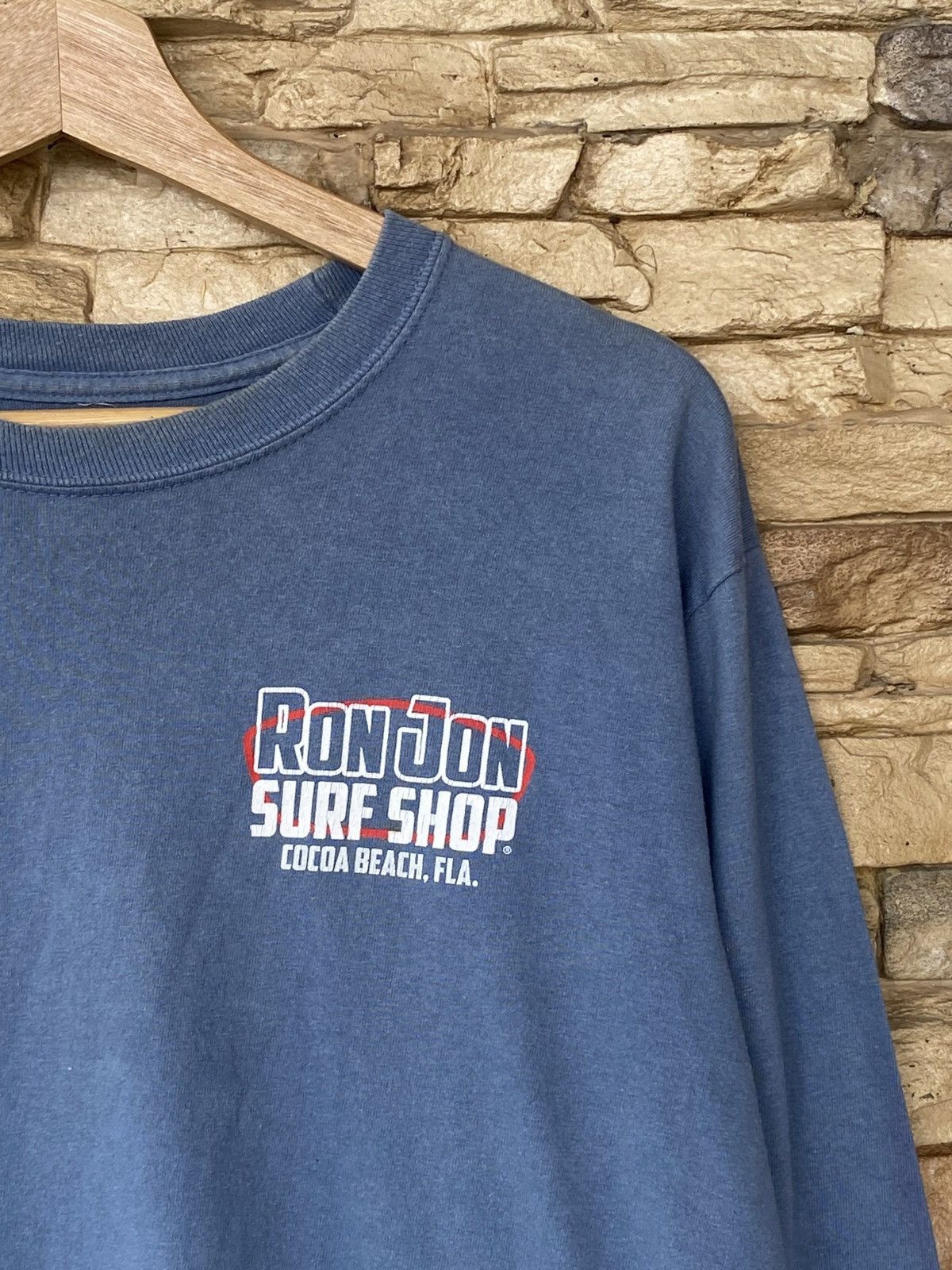 Ron Jon Surf Shop Vintage Ron Jon Surfing Long Sleeve Tshirt Size US M / EU 48-50 / 2 - 4 Thumbnail
