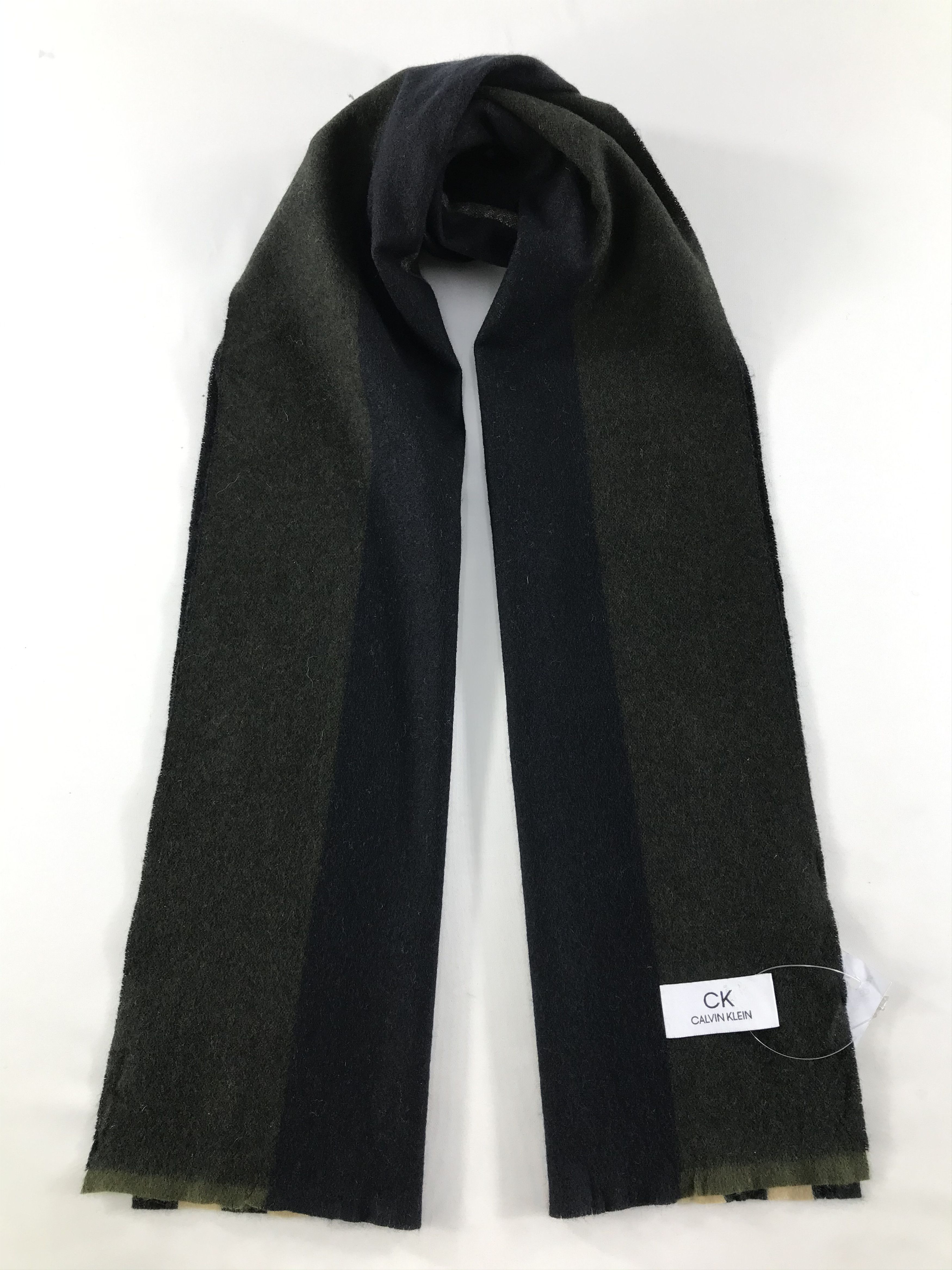 Calvin Klein Vintage Calvin Klein Scarf/Muffler/Neckwear MF973 Size ONE SIZE - 1 Thumbnail