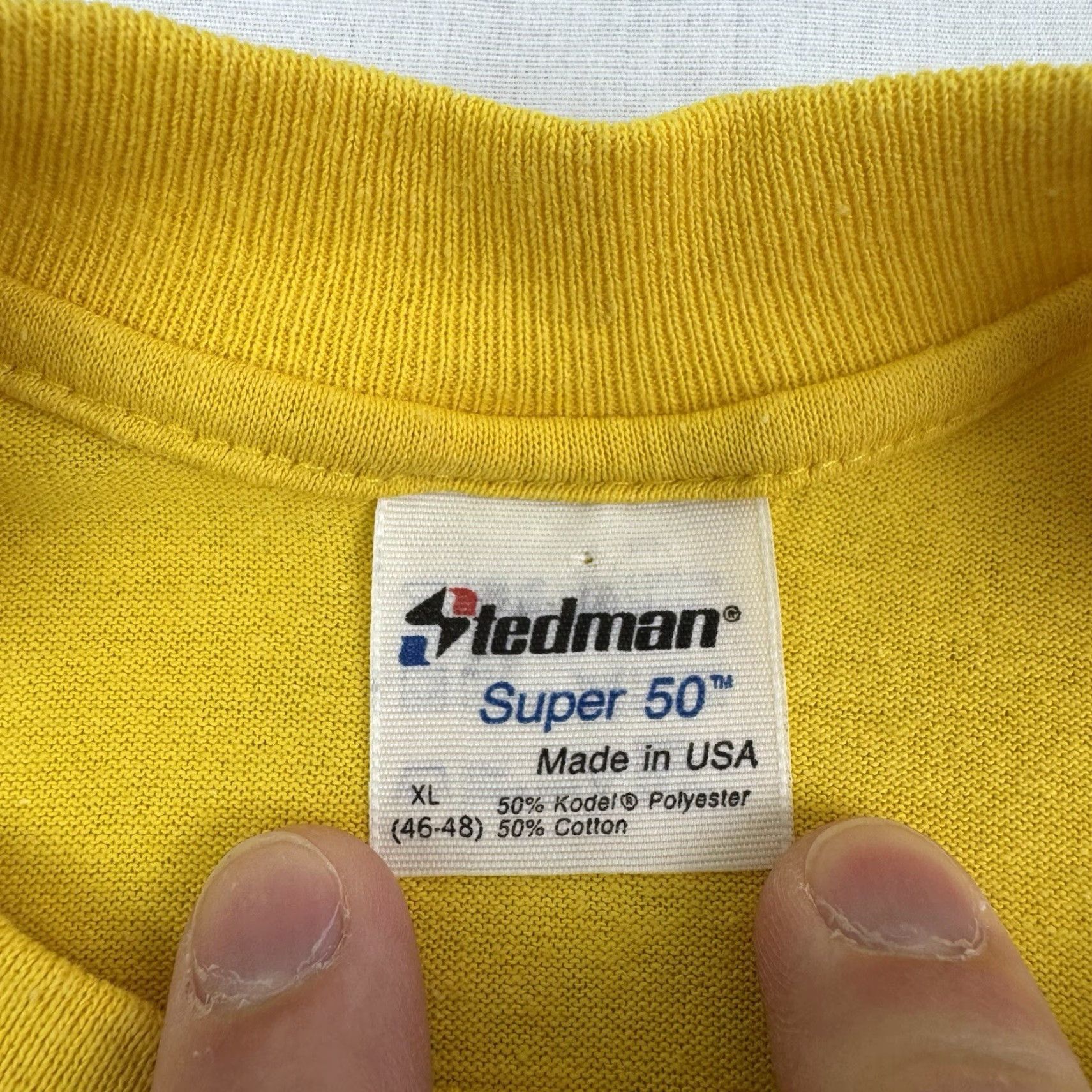 Vintage VINTAGE Stedman T-Shirt Surf Competition 80s Yellow XL Men Short Sleeve Crew Neck Beach Ocean USA Mens XL Surfing T-Shirt Size US XL / EU 56 / 4 - 4 Thumbnail