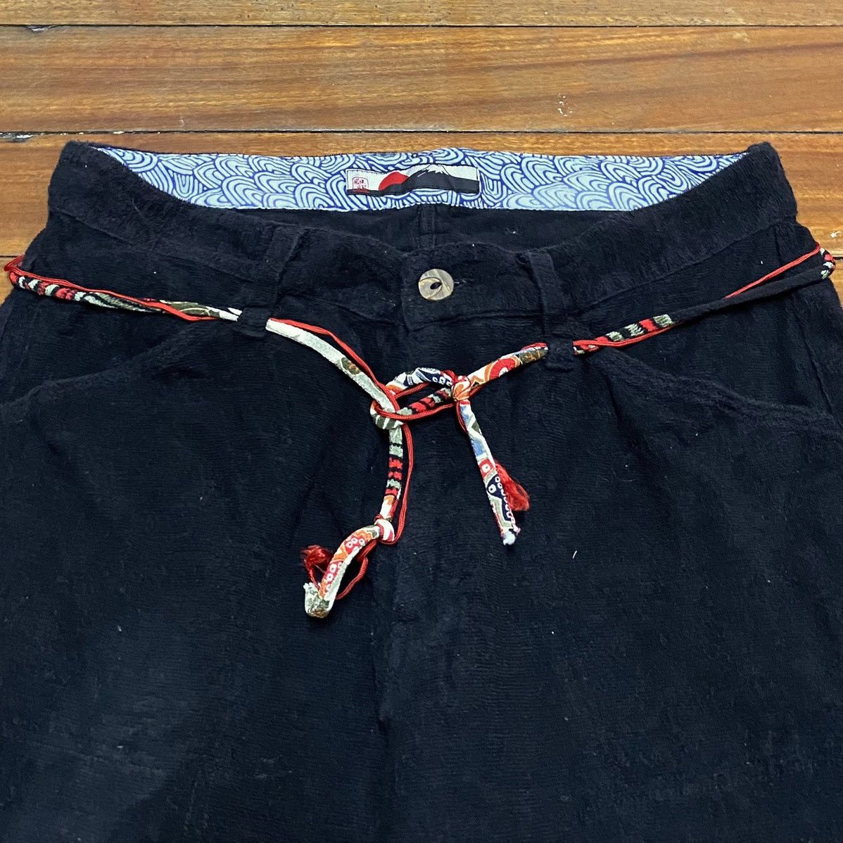 Japanese Brand Very Rare Vintage Japanese Brand Casual Pants 1990s Size US 32 / EU 48 - 3 Thumbnail