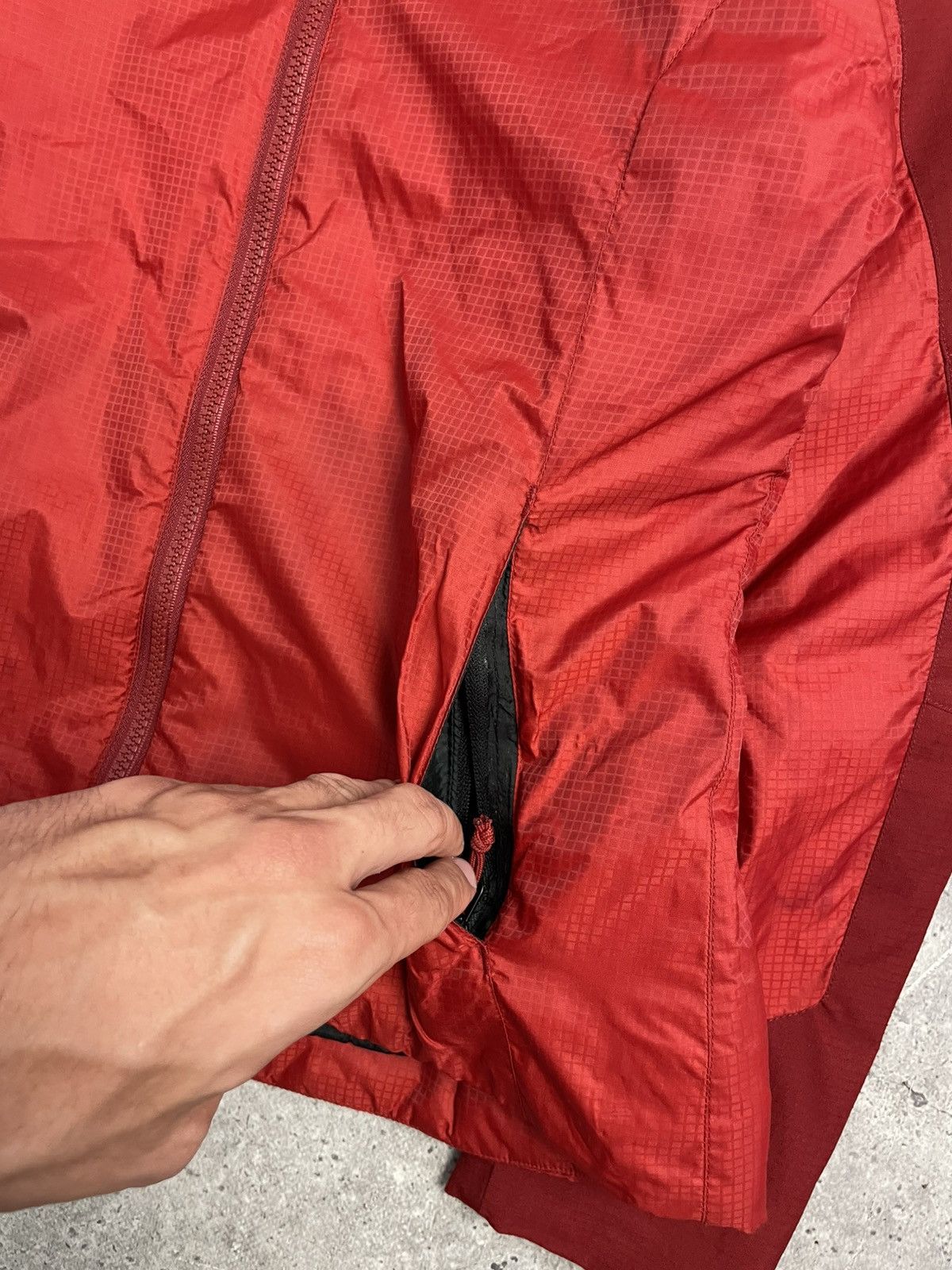 Arc'teryx Vintage Arc’teryx full zip jacket PrimaLoft Size US S / EU 44-46 / 1 - 4 Thumbnail