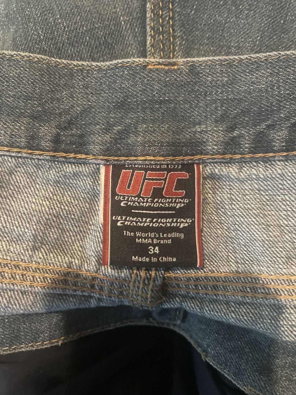 UFC Baggy denim shorts with UFC logo print Size US 34 / EU 50 - 3 Thumbnail