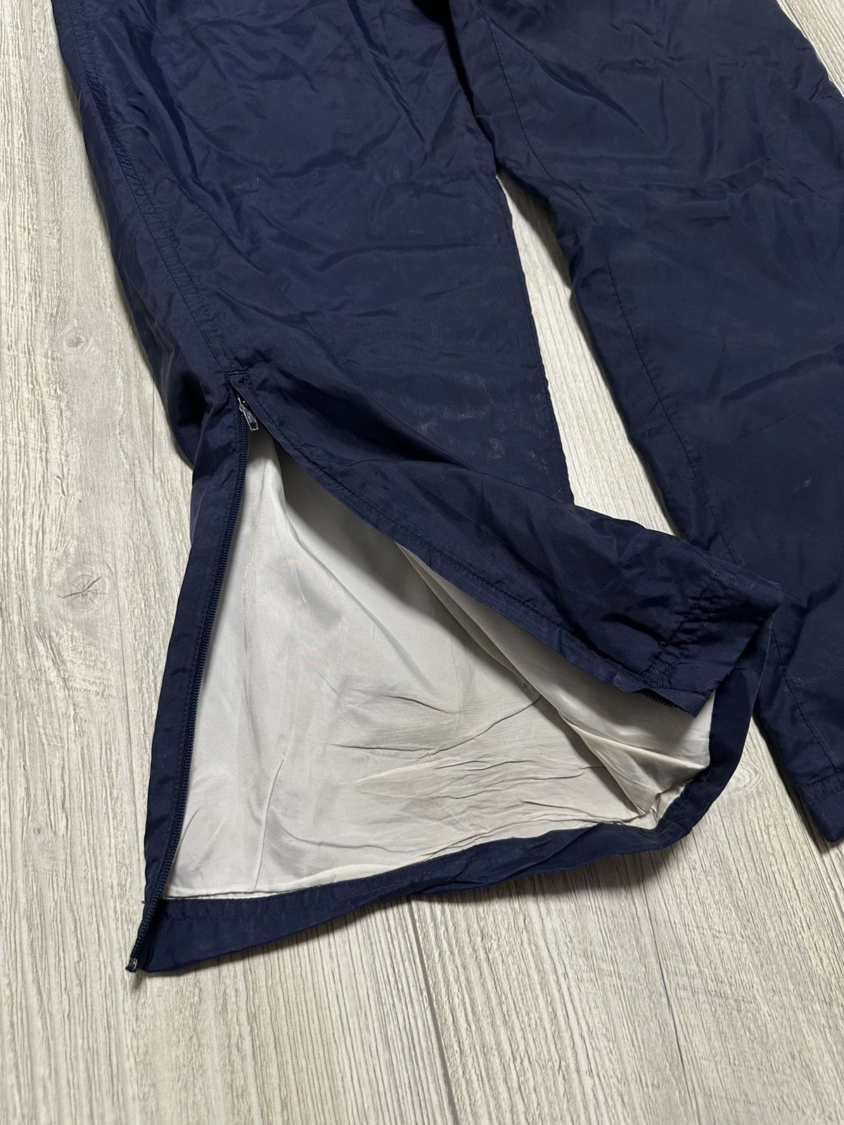 Vintage Nike y2k Vintage Baggy Boxy Nylon Drill Track Pants Size US 32 / EU 48 - 2 Thumbnail