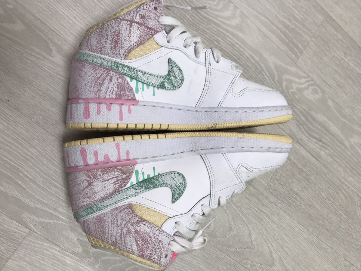 Nike Air Jordan 1 Mid Paint Drip