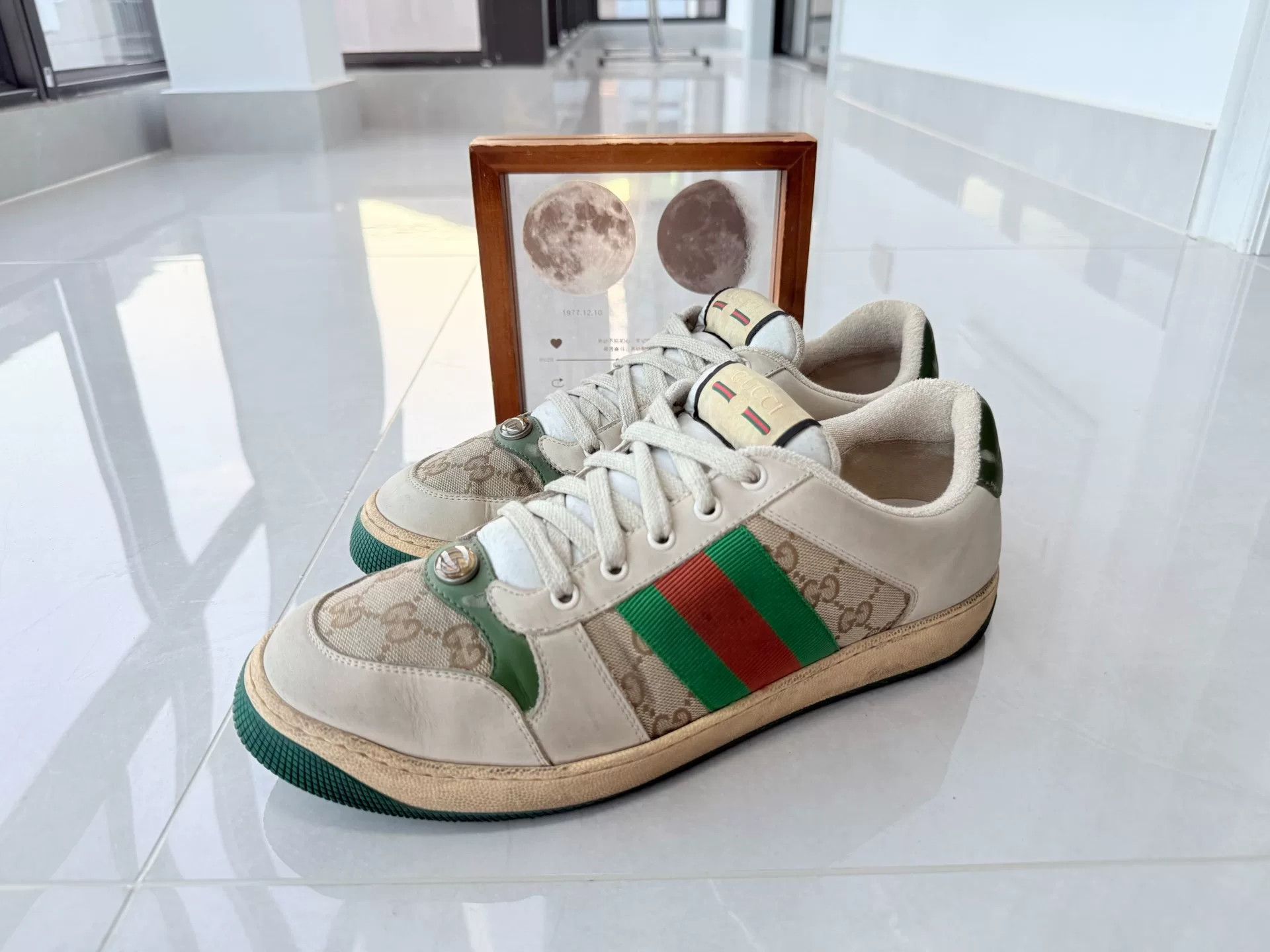 Gucci Gucci Distressed Green Lowtop Sneakers 10 Men Size US 10 / EU 43 - 1 Thumbnail