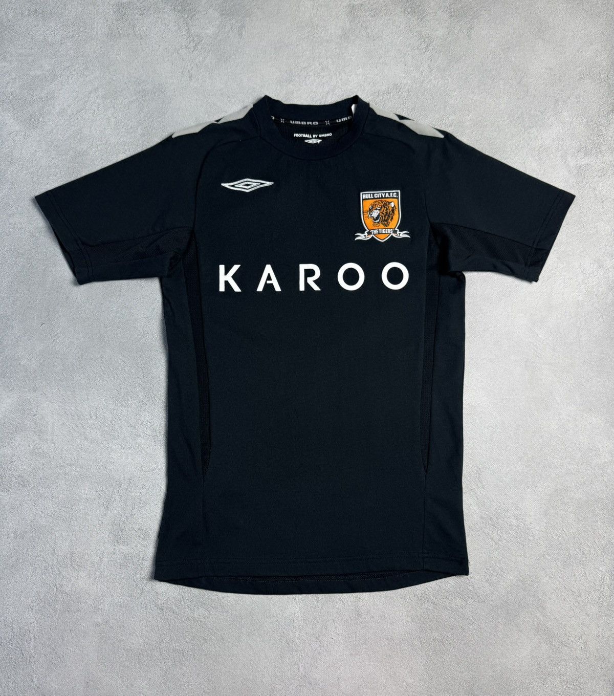 Umbro Hull City 2007 2008 Training Shirt Soccer Jersey Umbro Size US S / EU 44-46 / 1 - 1 Thumbnail