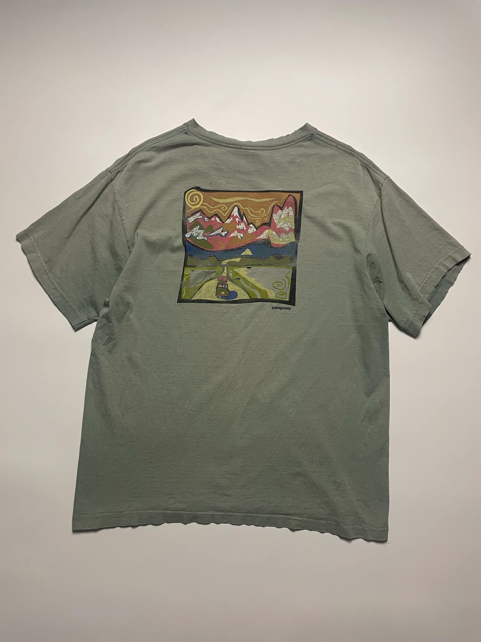 Patagonia Vintage Patagonia Thrashed Shirt Size US XL / EU 56 / 4 - 2 Thumbnail