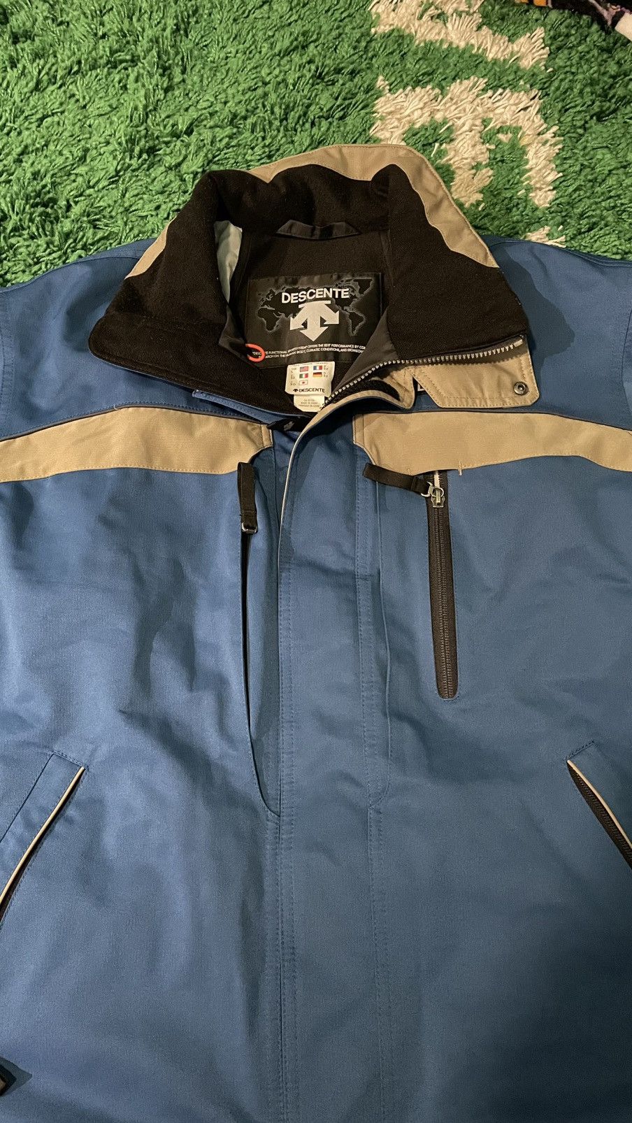 Descente Ski Jacket Size L Blue Insulated Snowboard Winter Coat Size US L / EU 52-54 / 3 - 2 Thumbnail