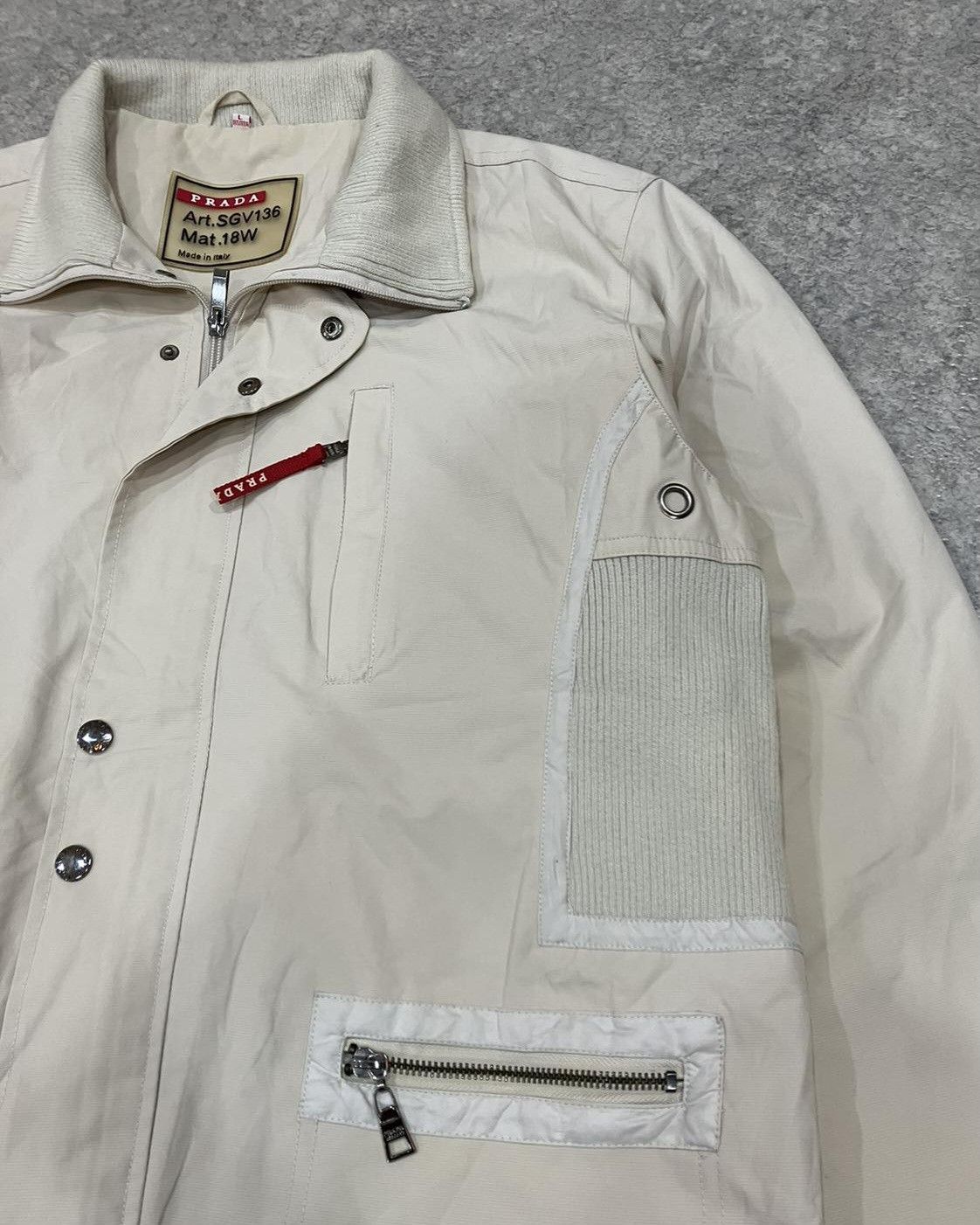 Prada Prada 90's Size US L / EU 52-54 / 3 - 7 Thumbnail