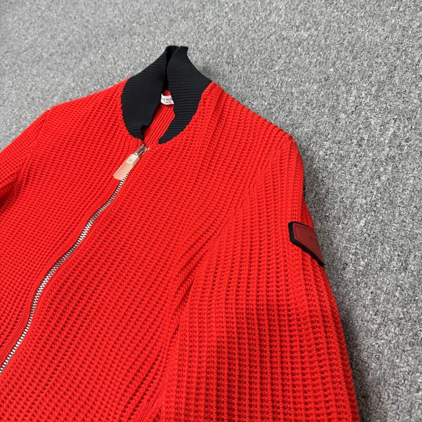 Givenchy Givenchy Red Knit Sweater Jacket S 99 New Size S / US 4 / IT 40 - 3 Thumbnail