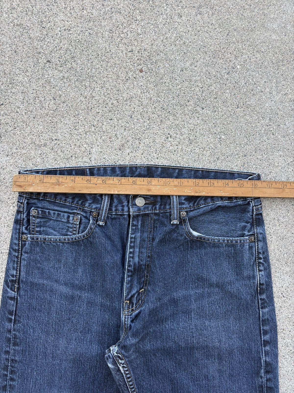 Levi's Vintage Y2K 505’ Levis Regular Fit M. Indigo Jeans Sz. 33x32 Size US 33 - 4 Thumbnail