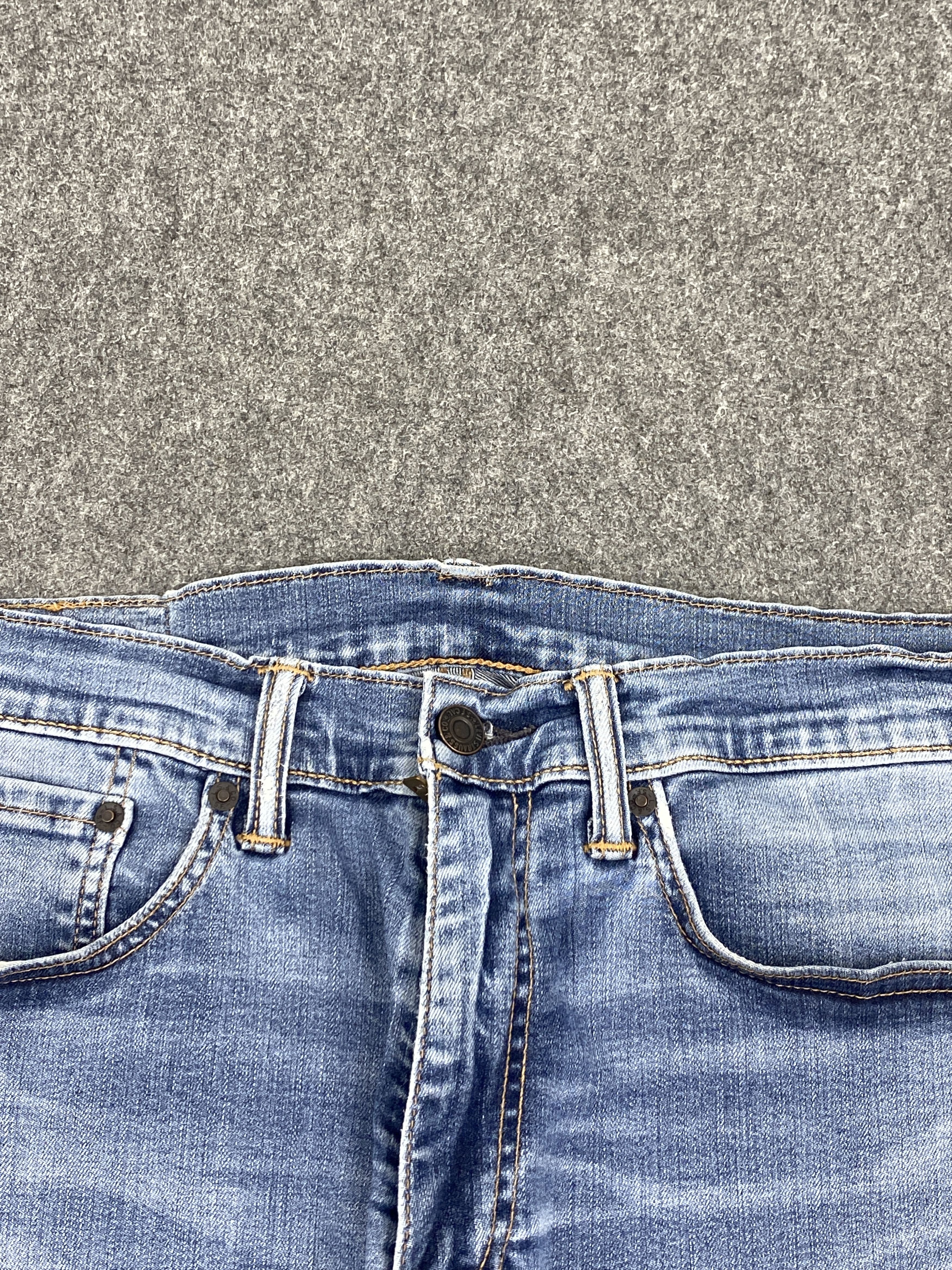 Levi's Vintage Levi's 505 Faded Blue Jeans DP2825 Size US 31 - 7 Thumbnail