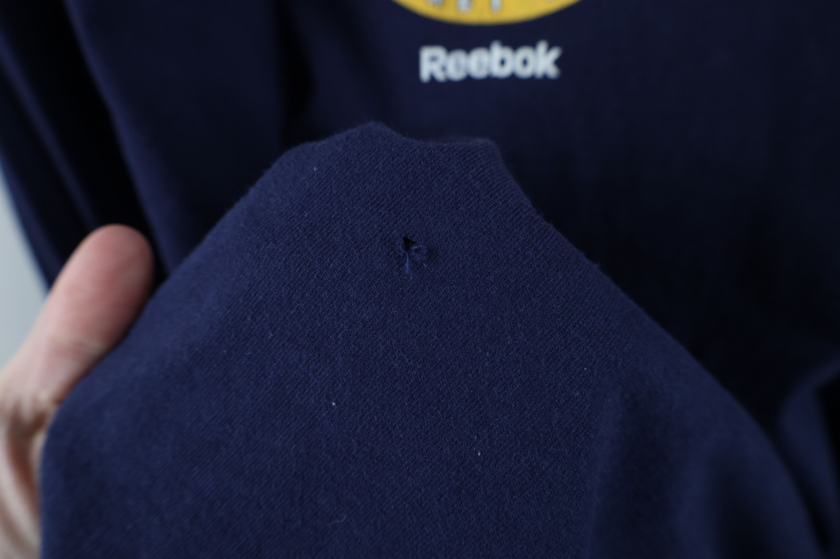 Reebok Vintage Reebok Buffalo Sabres Hockey Long Sleeve T-Shirt Size US XL / EU 56 / 4 - 6 Thumbnail