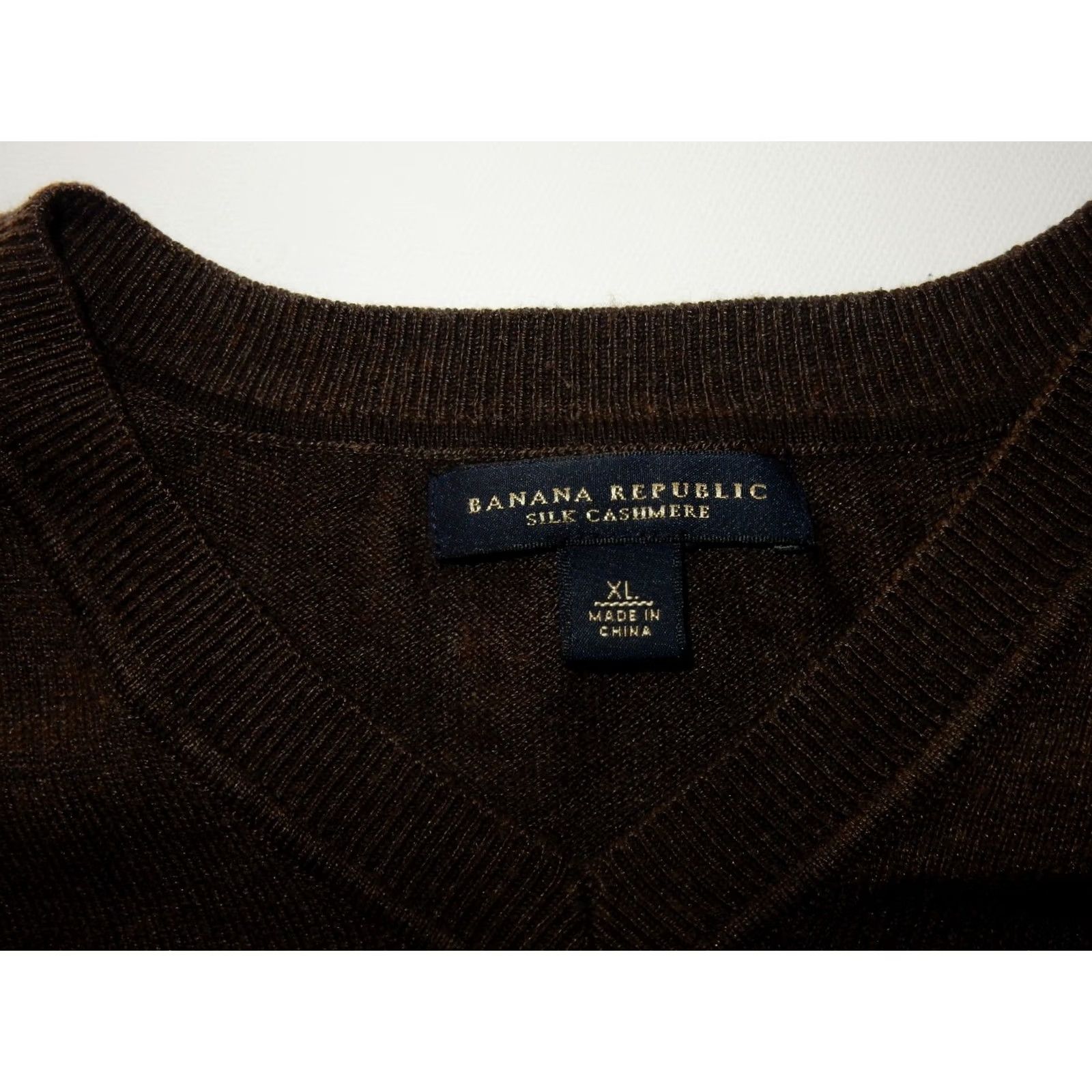 Banana Republic Banana Republic Sweater Men's Silk&Cashmere Blend XL Pullover Brown Solid Neat 2009s Size US XL / EU 56 / 4 - 3 Thumbnail