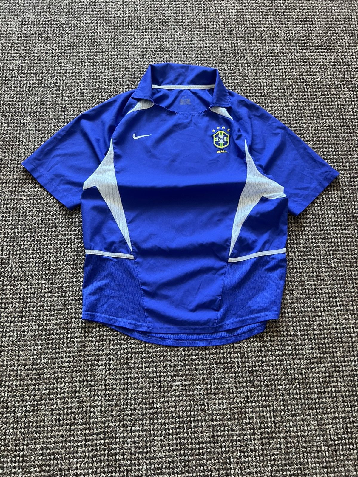 Nike Brazil 2000s World Cup Away Jersey Vintage Size US M / EU 48-50 / 2 - 3 Thumbnail