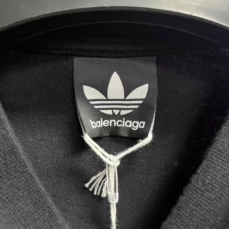 Balenciaga Balenciaga New adidas black logo monogrammed crewneck short Size US M / EU 48-50 / 2 - 2 Thumbnail