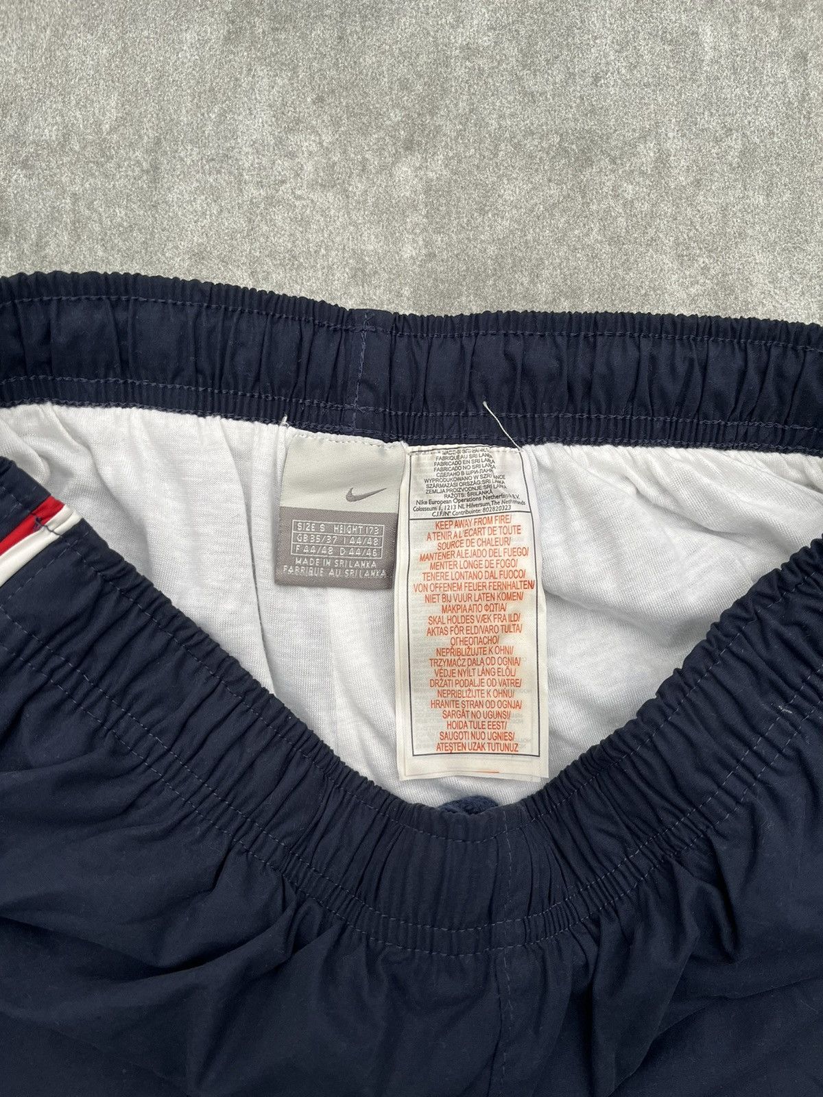 Nike Vintage Nike Trackpants Size US 35 - 5 Thumbnail