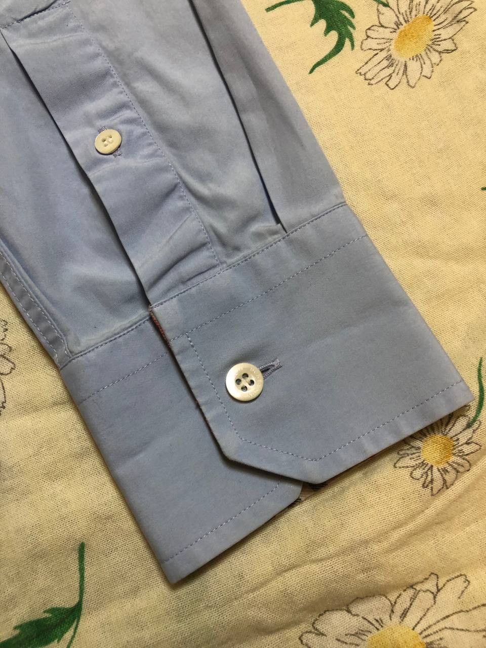 Burberry Vintage Burberry Slim Fit Button Up Shirt Size US S / EU 44-46 / 1 - 18 Thumbnail