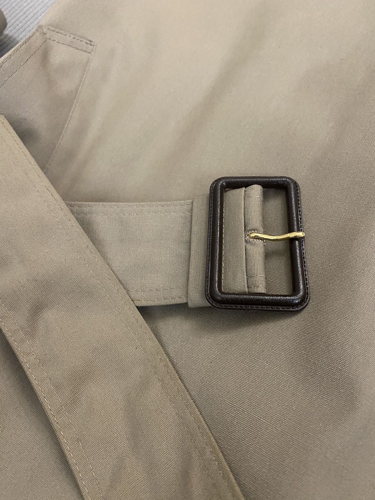 Christian Dior Monsieur Christian Dior Monsieur taupe mackintosh coat 38R Vintage Size US M / EU 48-50 / 2 - 6 Thumbnail