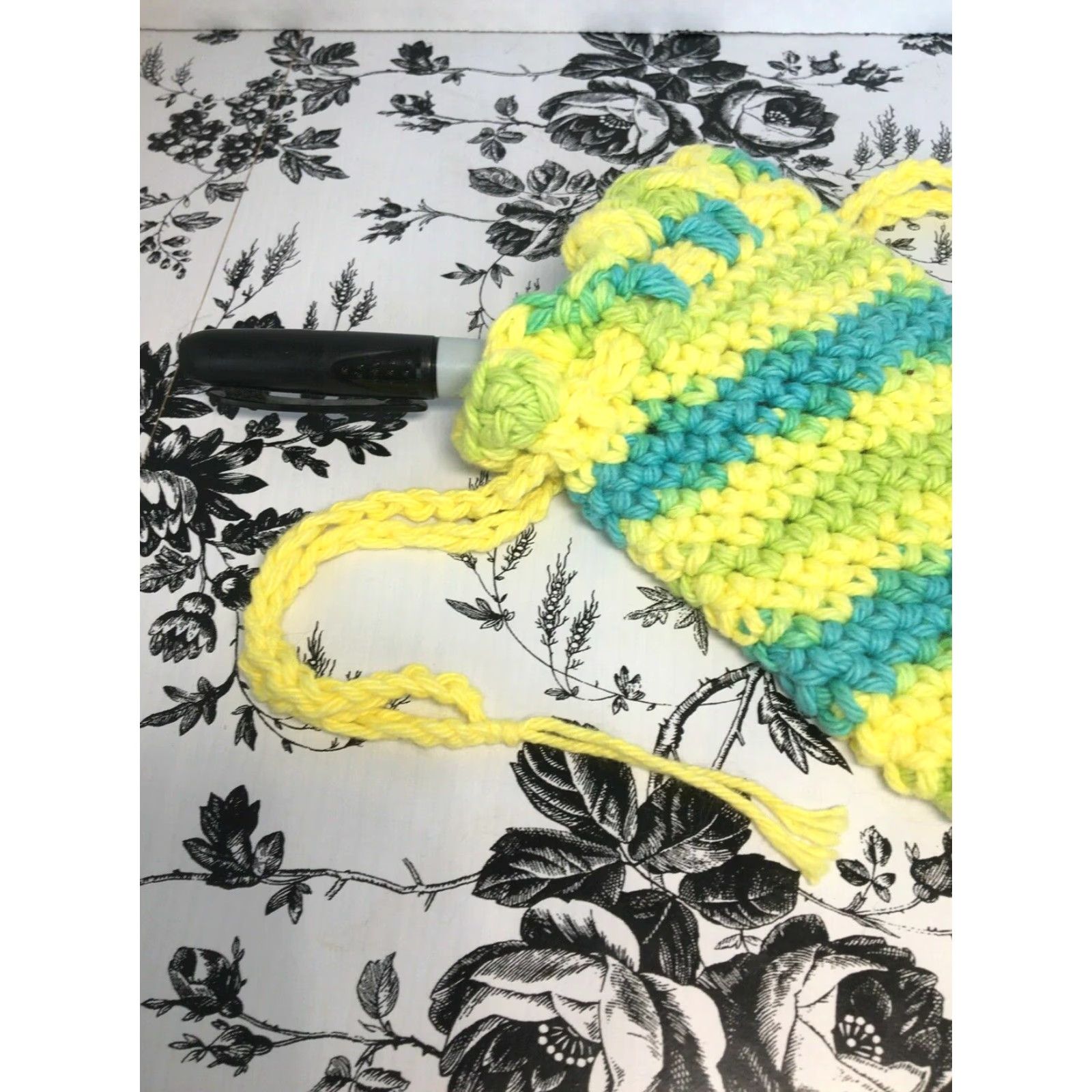 Greats Handmade Crochet Small Bag Great For Cellphone Money Keys Pouch Size ONE SIZE - 4 Thumbnail