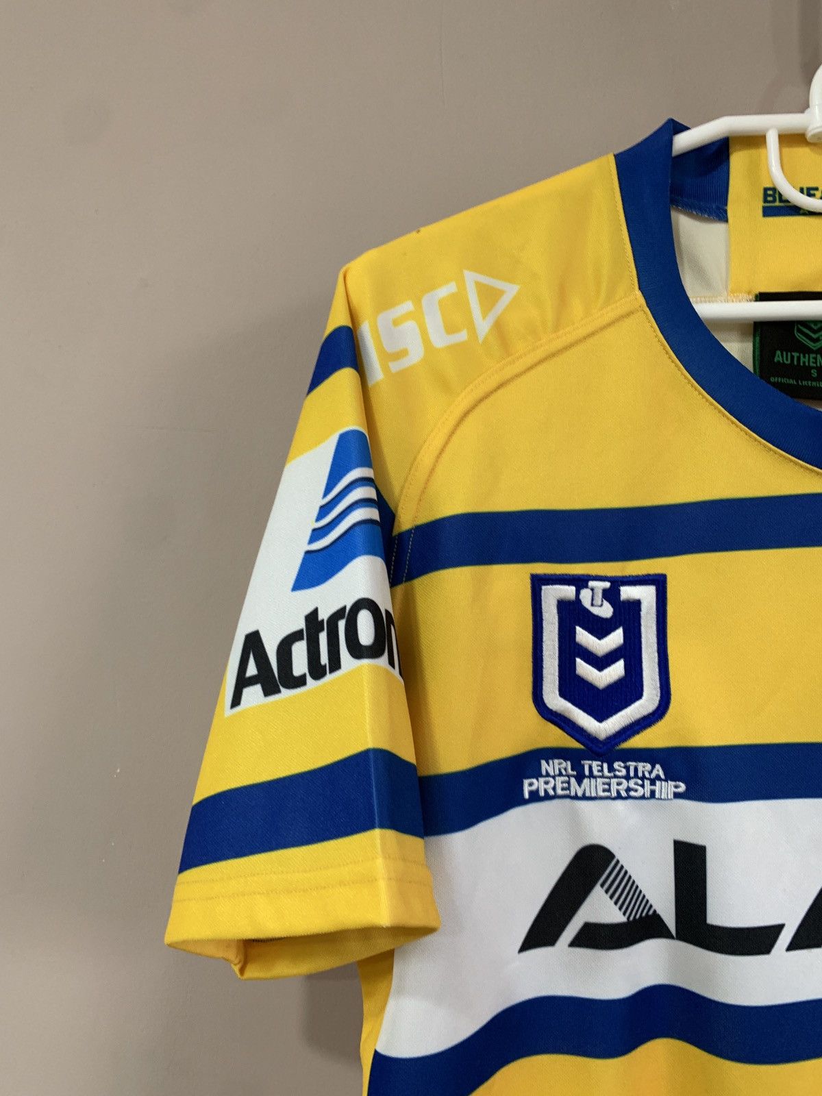 Other Parramatta Eels Home Rugby Union Shirt ISC Jersey Size S Size US S / EU 44-46 / 1 - 4 Thumbnail