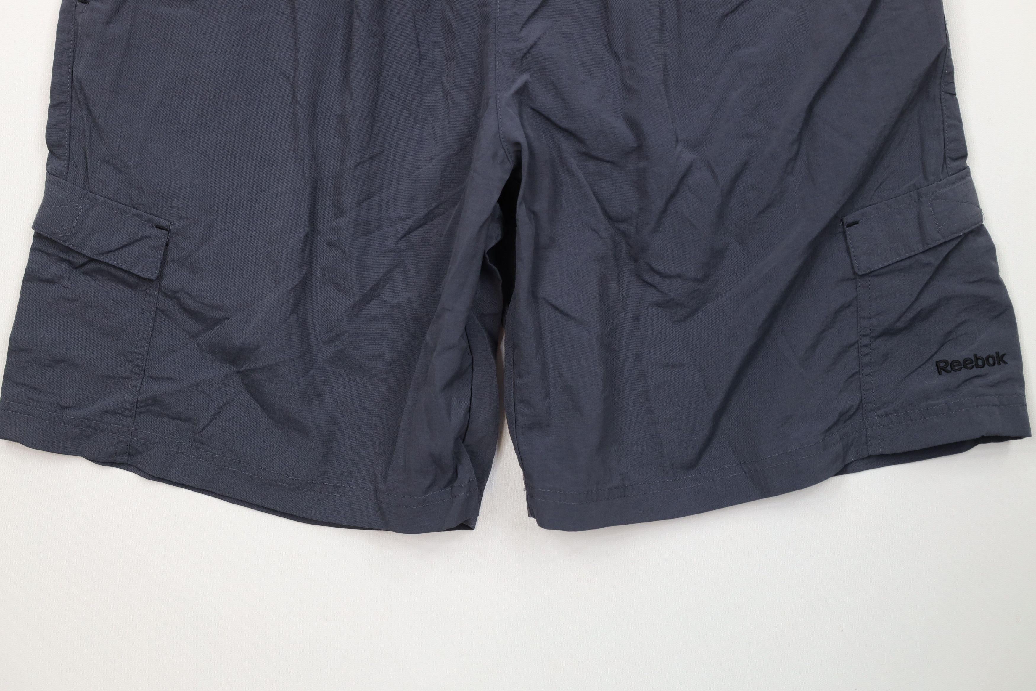 Reebok Vintage Reebok Spell Out Above Knee Cargo Shorts Gray Nylon Size US 32 / EU 48 - 4 Thumbnail