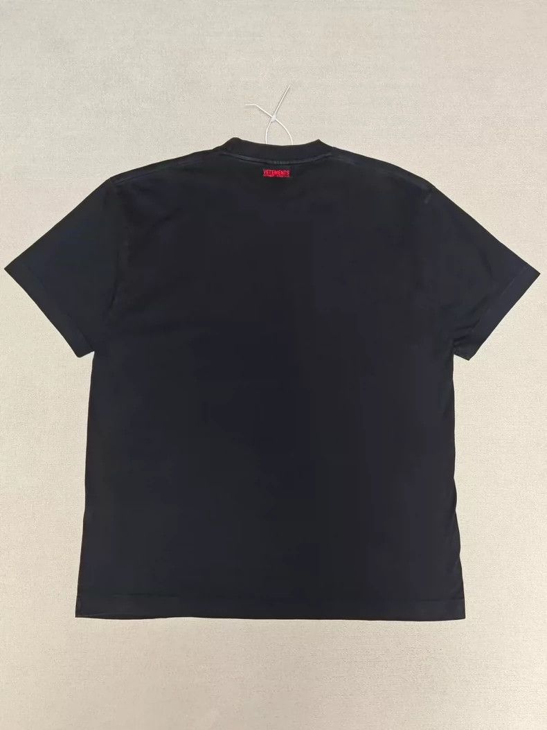 Vetements VETEMENTS German Chariot Made Old Short Sleeve T-Shirt 2501 Size US XS / EU 42 / 0 - 3 Thumbnail